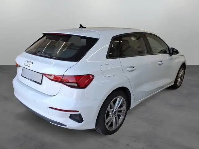 Audi A3 view 3