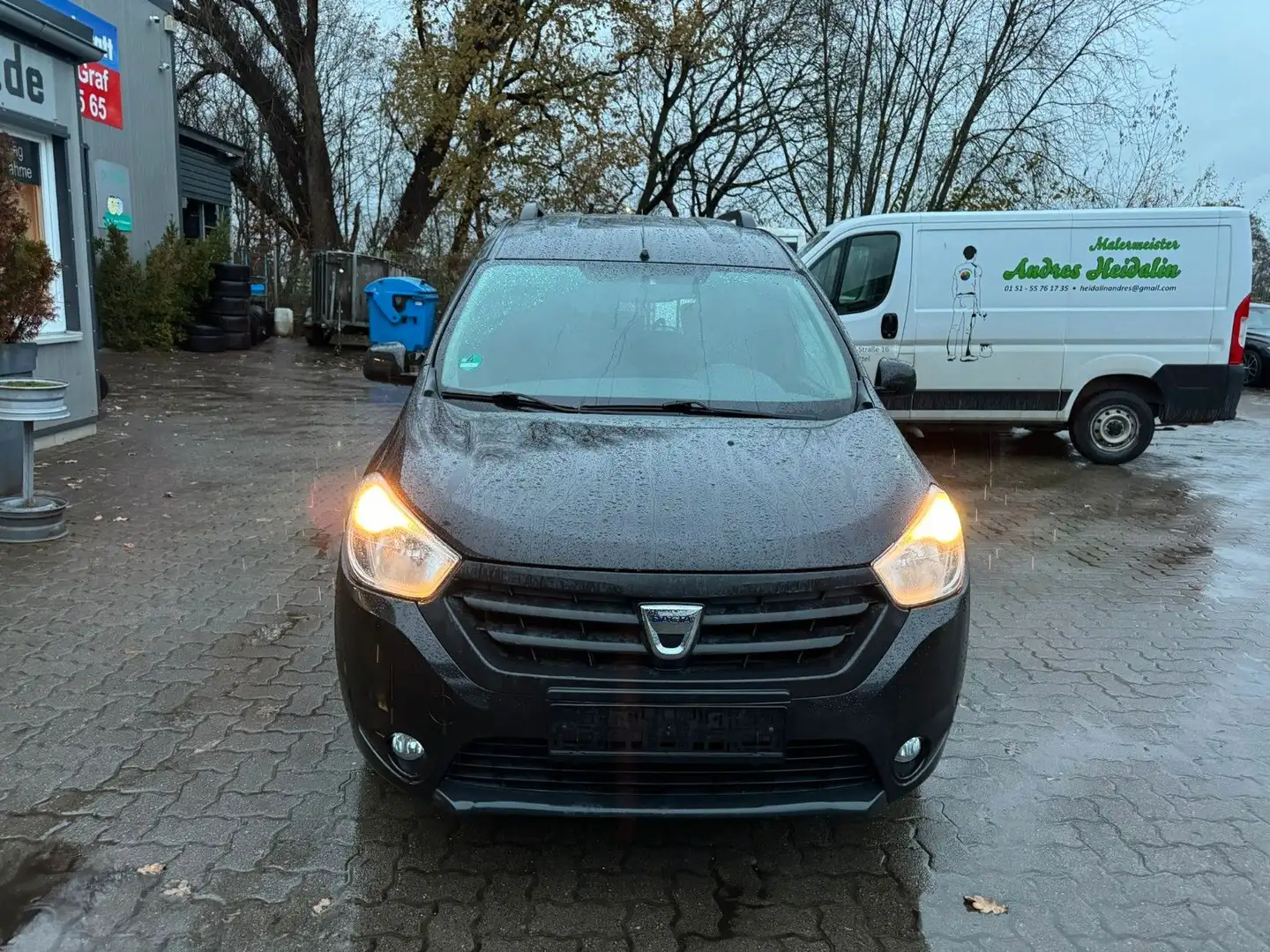 Dacia Dokker Laureate 5-SITZER°KLIMA°SITZH°AHK°NAVI! Schwarz - 2
