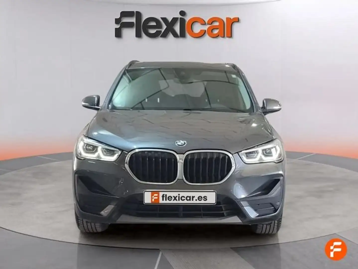 BMW X1 sDrive 18i Gris - 2