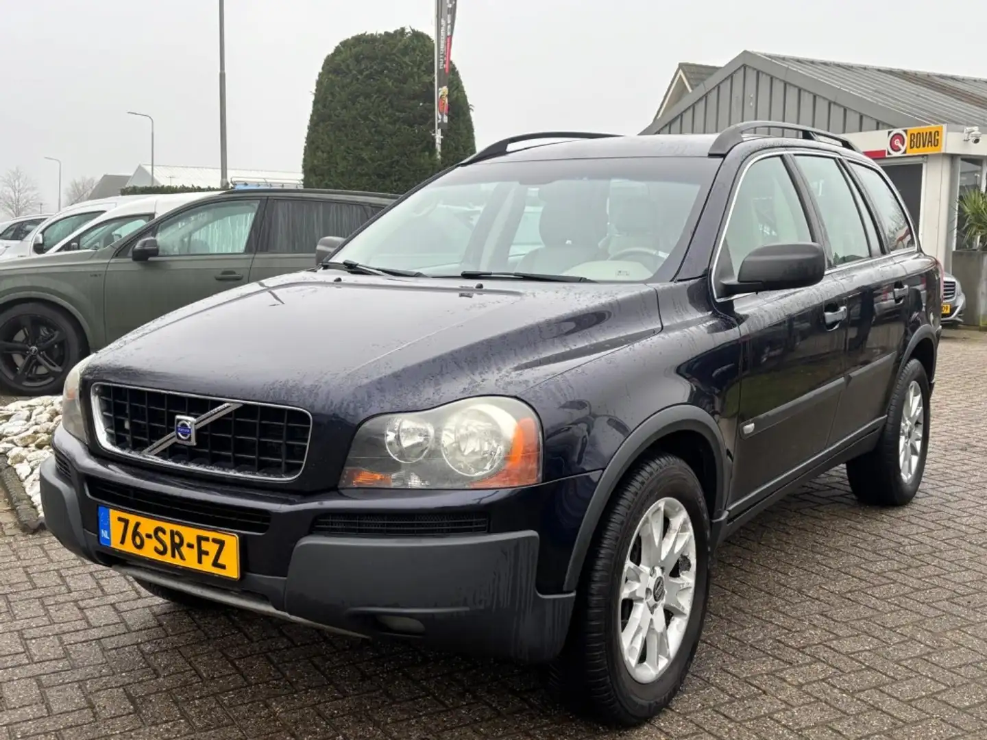 Volvo XC90 2.4 D5 Youngtimer 2006 7-Persoons Trekhaak Blauw - 1