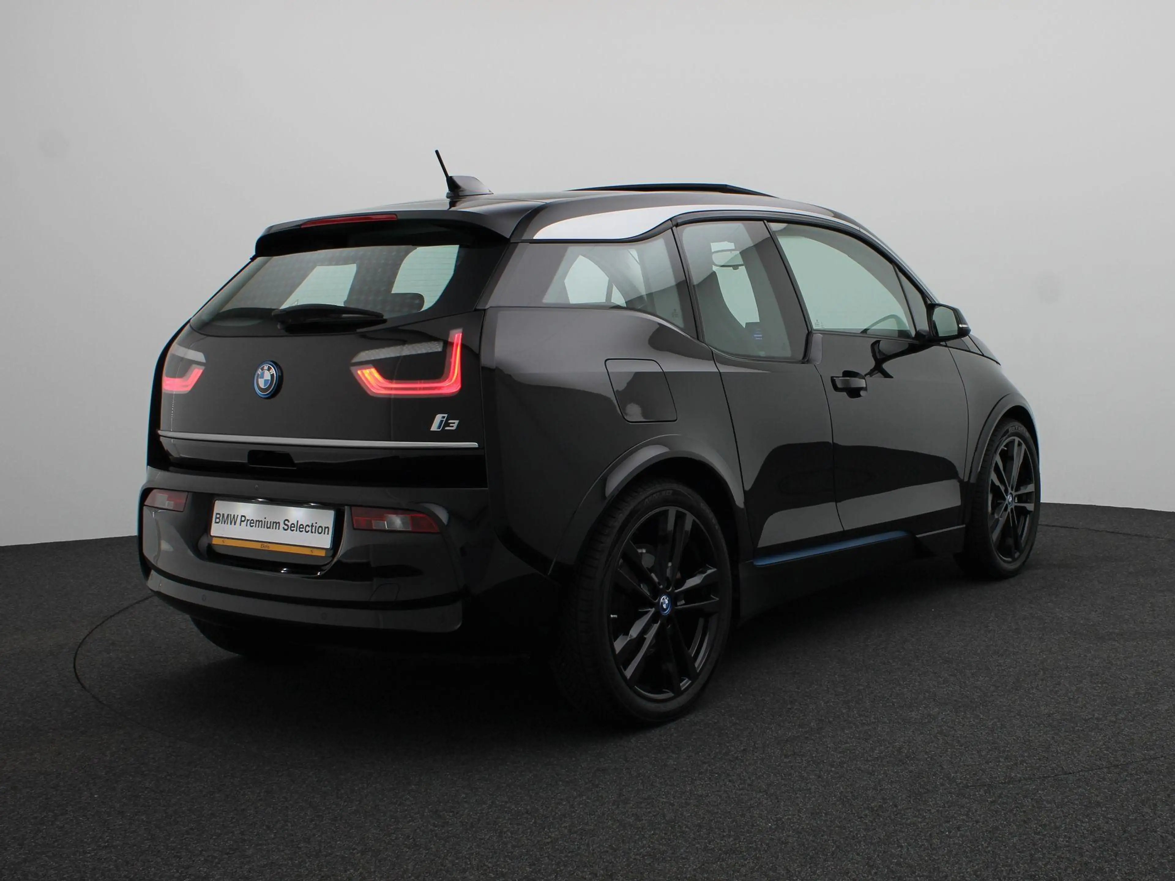 BMW i3 120 Ah Sportpakket | Achteruitrijcamera | Schuif-/ — photo 2
