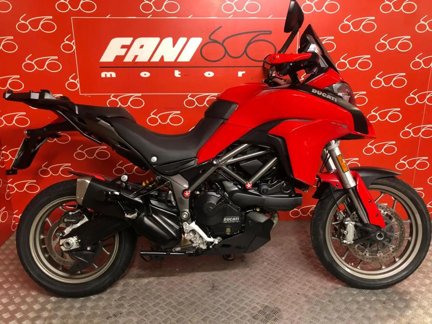 Ducati Multistrada 950 . Rojo - 1