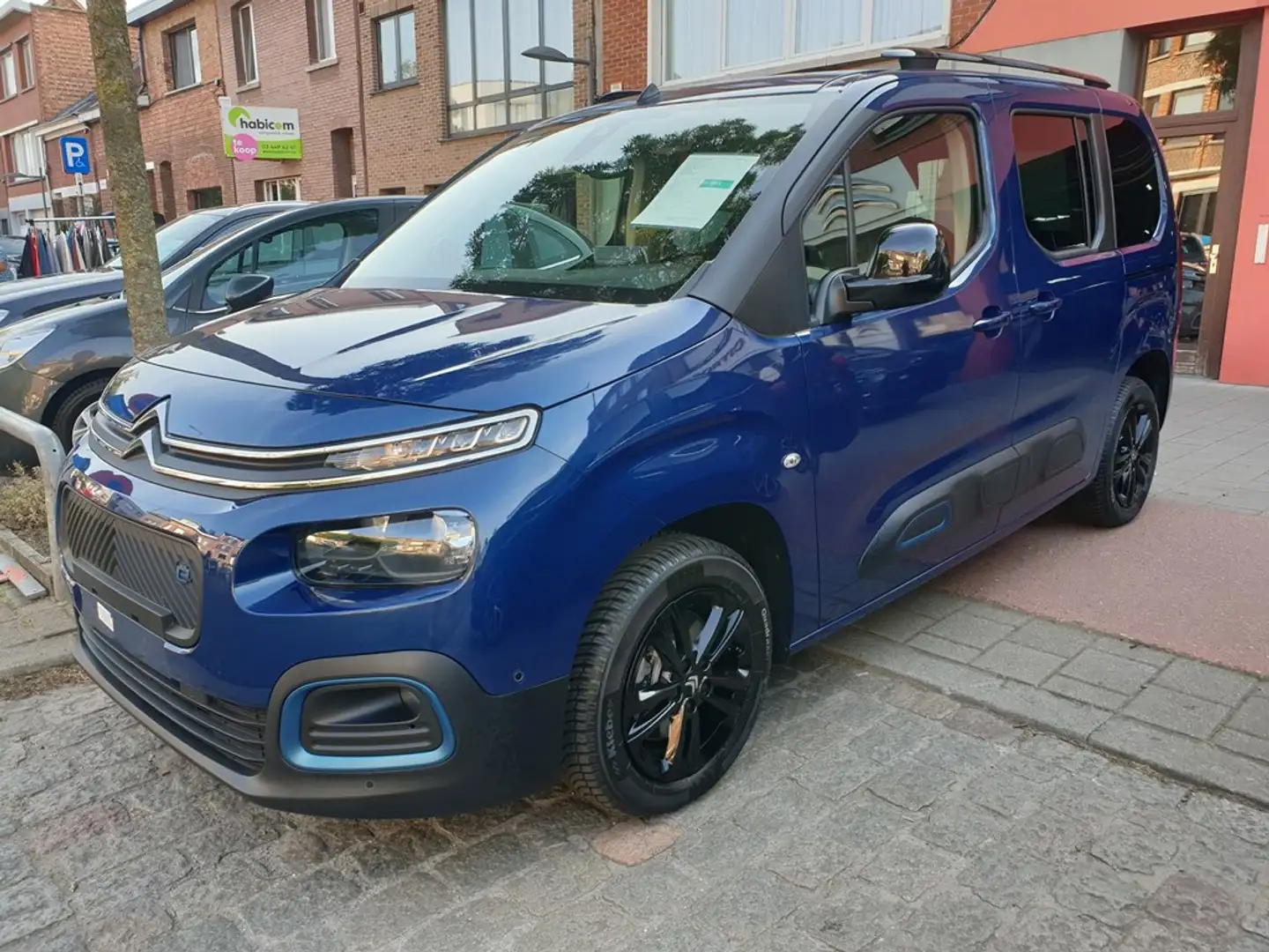 Citroen Berlingo M 50 kWh Shine Pack Blauw - 1