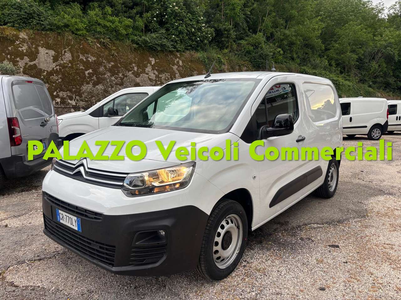 Citroen Berlingo Berlingo 1.5HDI cv100 3 POSTI km 28.300 10/2023