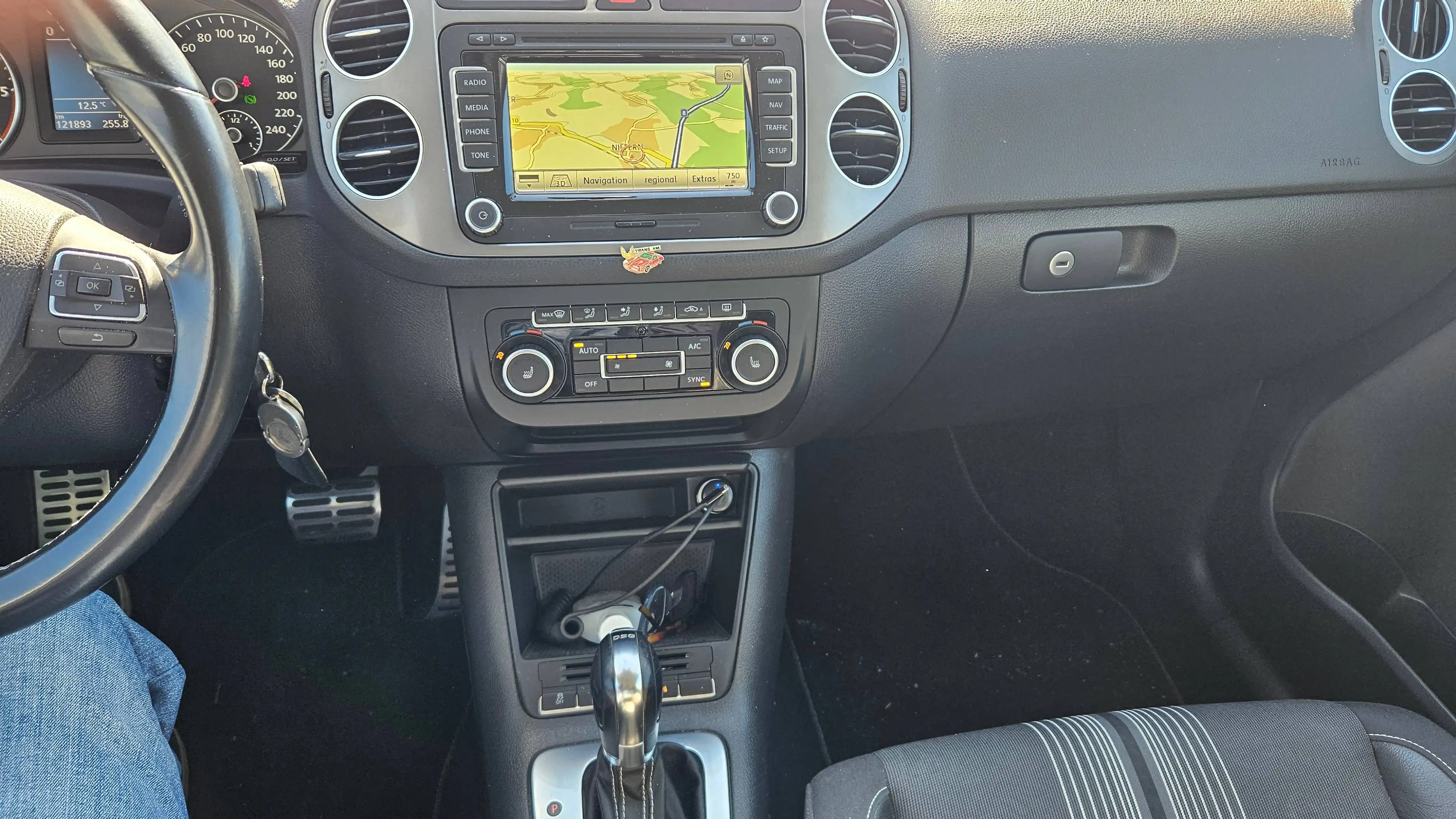 Volkswagen Golf Plus Match — photo 9
