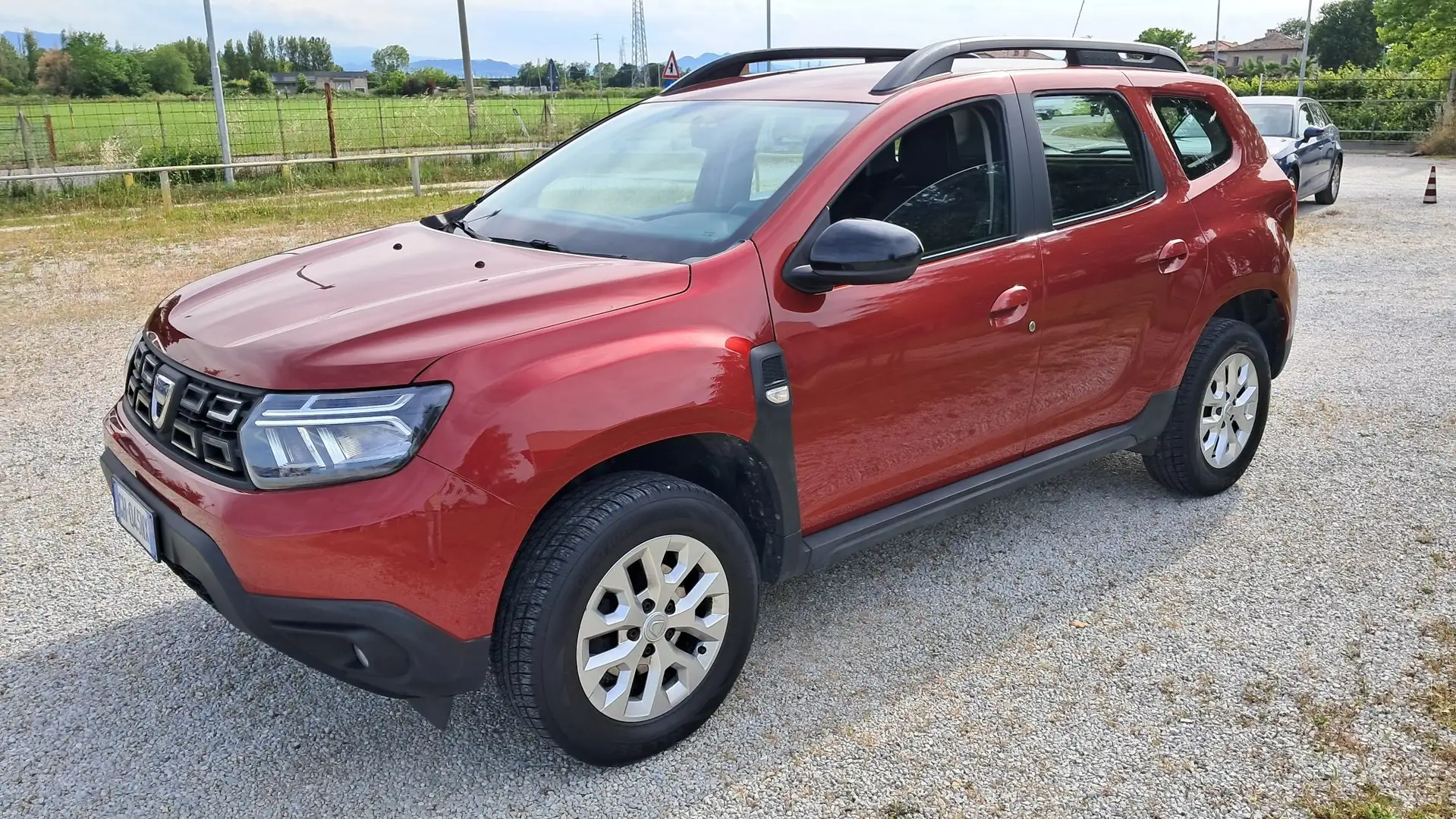 Dacia Duster Duster II 2021 1.0 tce Comfort Gpl 4x2 100cv Rojo - 1