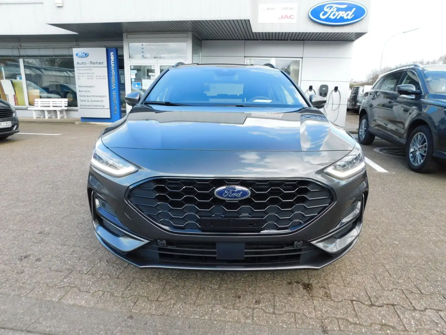 Ford Focus ST-Line X Automatik Navi/Winter-Paket Gris - 2