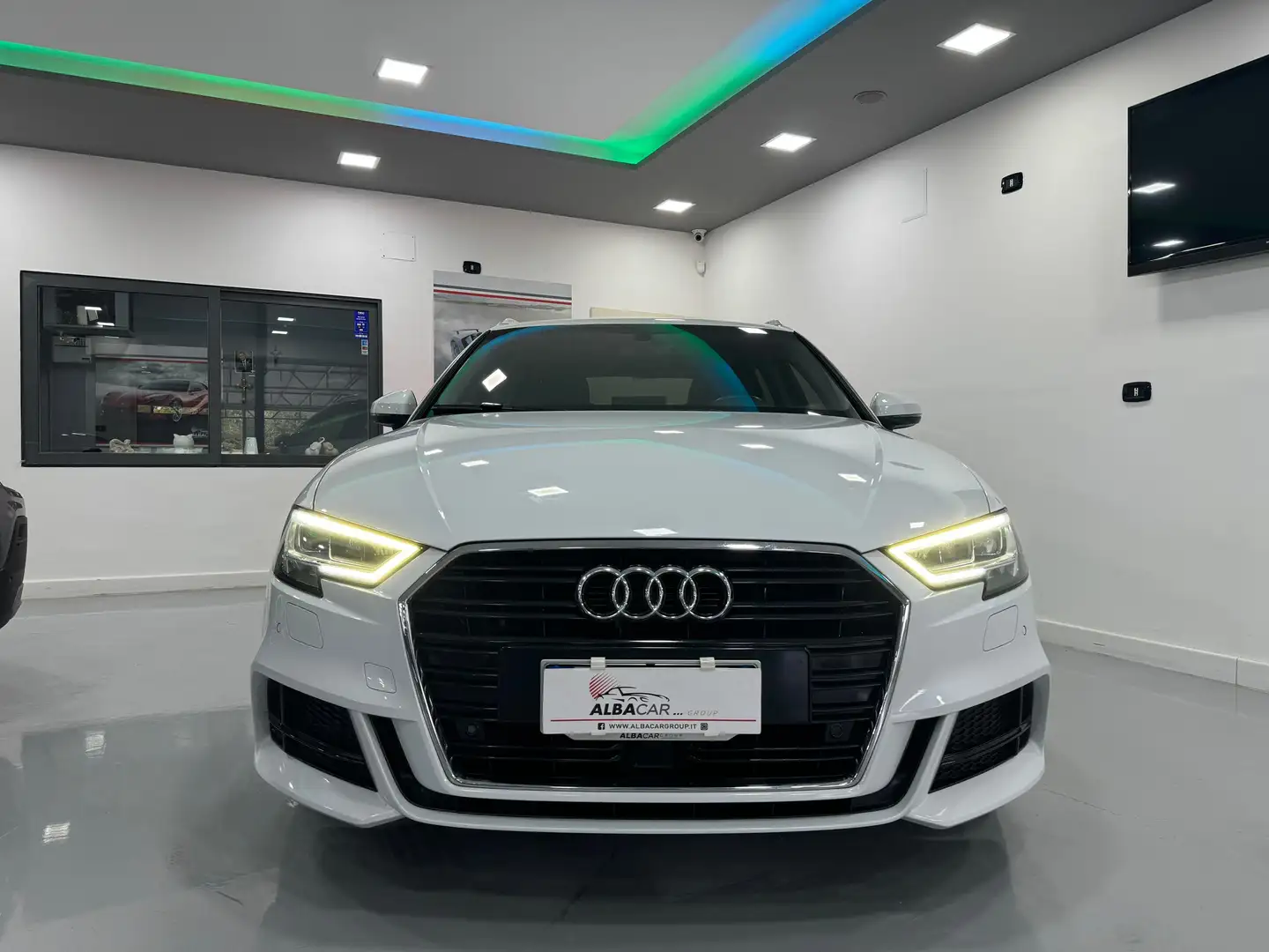 Audi A3 Sportback 30 1.6 tdi 116cv s-tronic S-Line Wit - 2
