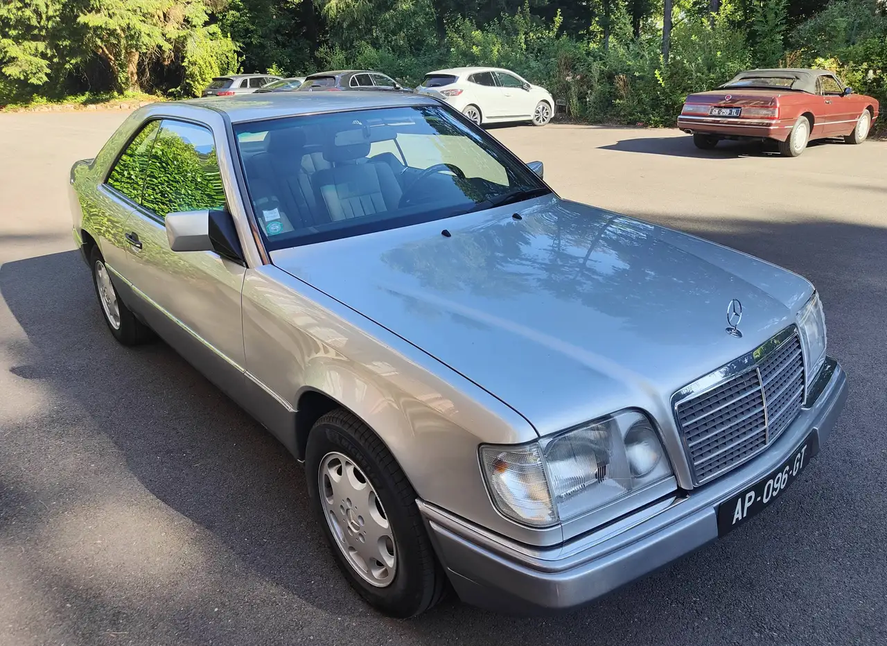Mercedes-Benz CE 220 220 CE, foto 3