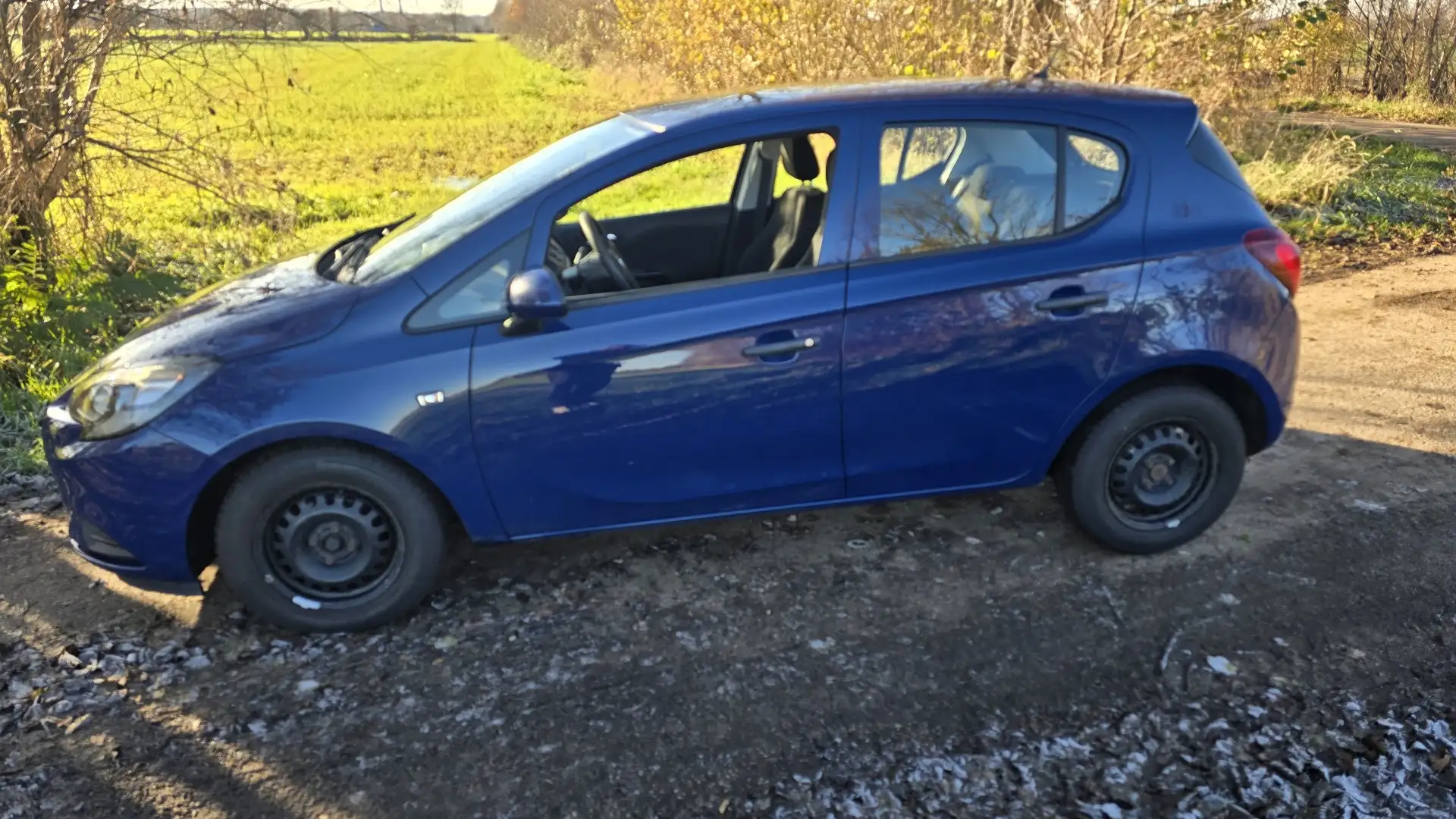 Opel Corsa-e Blau - 2