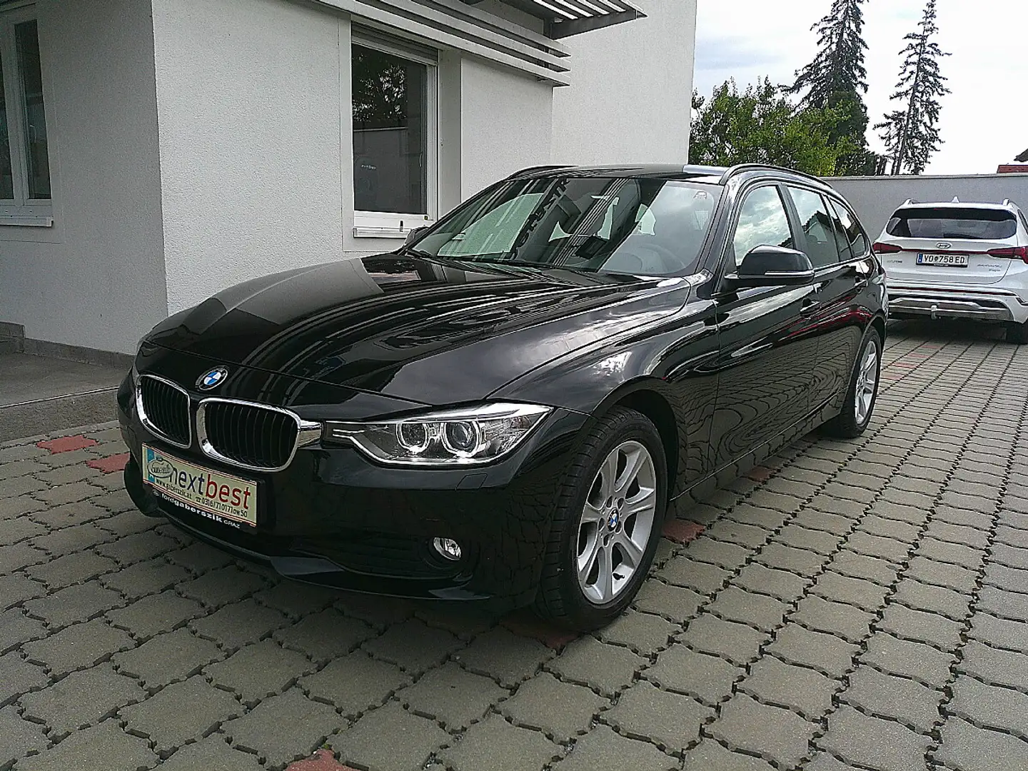BMW 318 d xDrive Österreich-Paket Touring Schwarz - 2