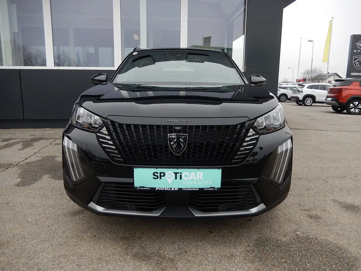 Peugeot 2008 PureTech 100 S&S Allure 6-Gang-Manuell Schwarz - 2