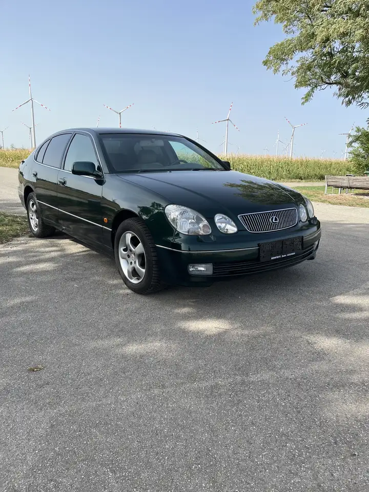 Lexus GS 300