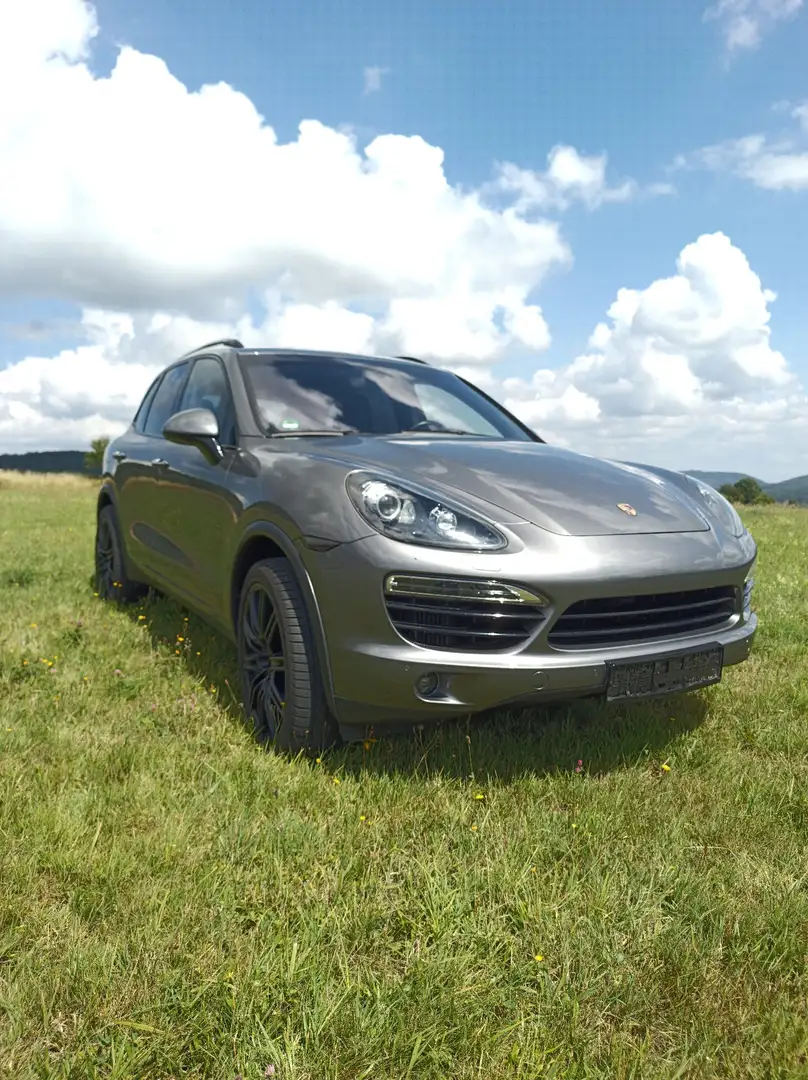 Porsche Cayenne Diesel Grau - 1