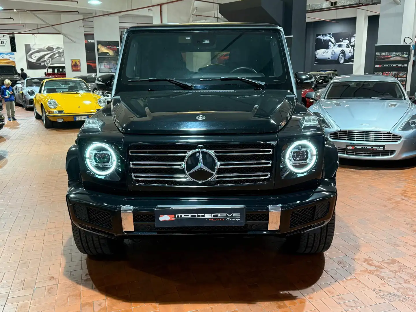 Mercedes-Benz G 500 S.W. Premium Plus Uff.Italia Noir - 2