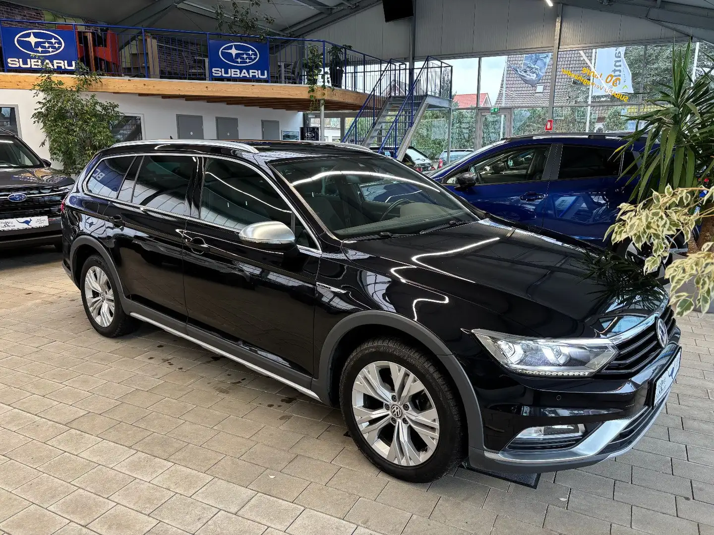 Volkswagen Passat Alltrack AHK  4 Motion Winterräder ACC Noir - 1