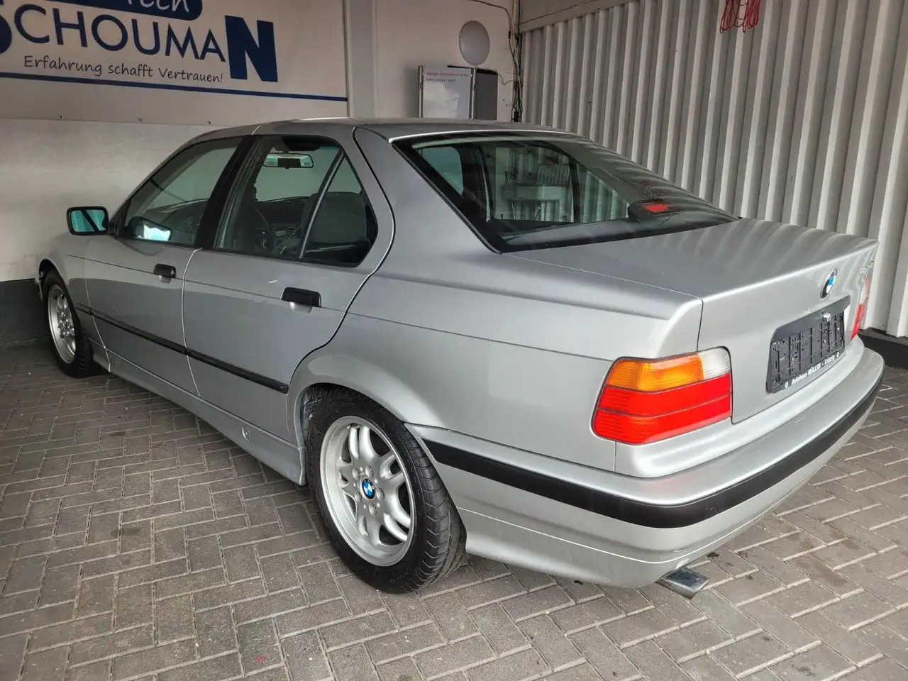 BMW 320 *SEHR GEPFLEGT*SCHIEBEDACH*SCHECKHEFT*2.BESIT, foto 9