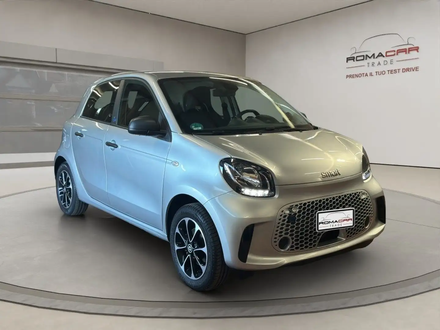 smart forFour EQ Youngster  (22kw) Plateado - 2