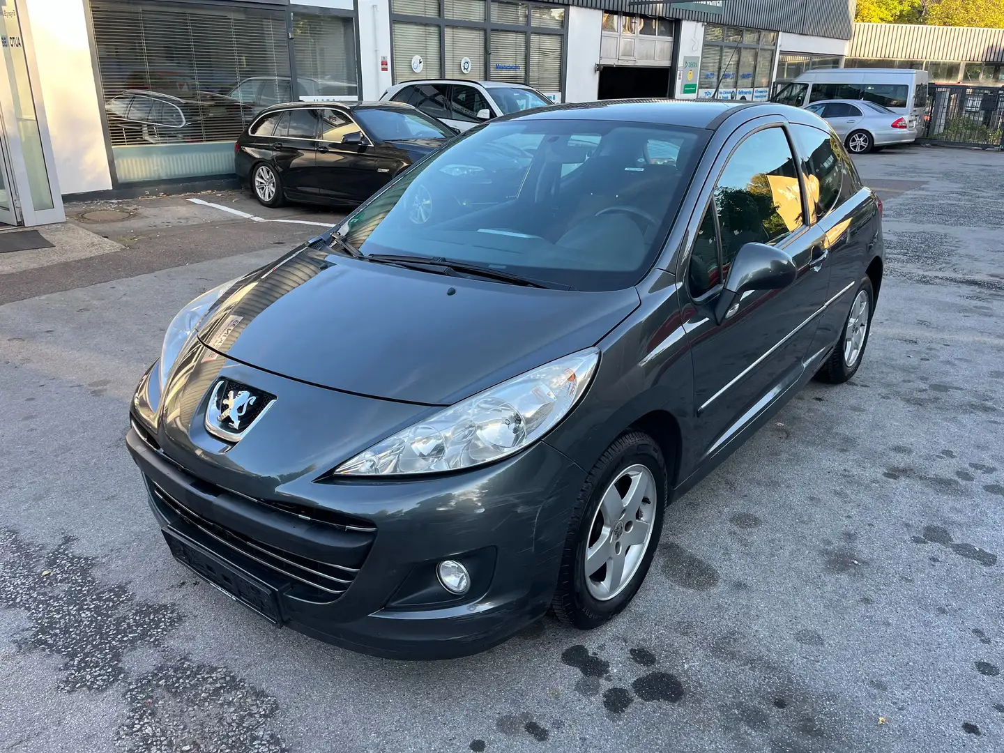 Peugeot 207 Premium Grau - 1