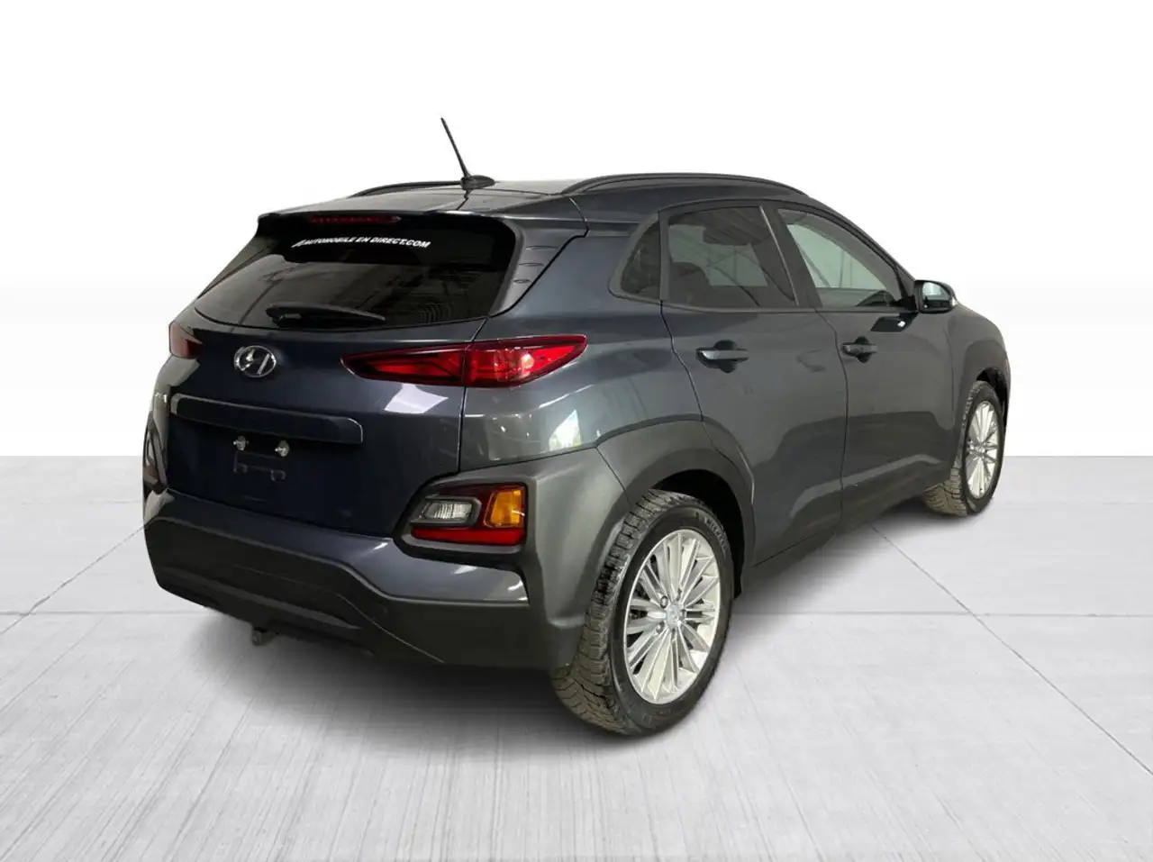 Hyundai KONA снимка Hyundai KONA