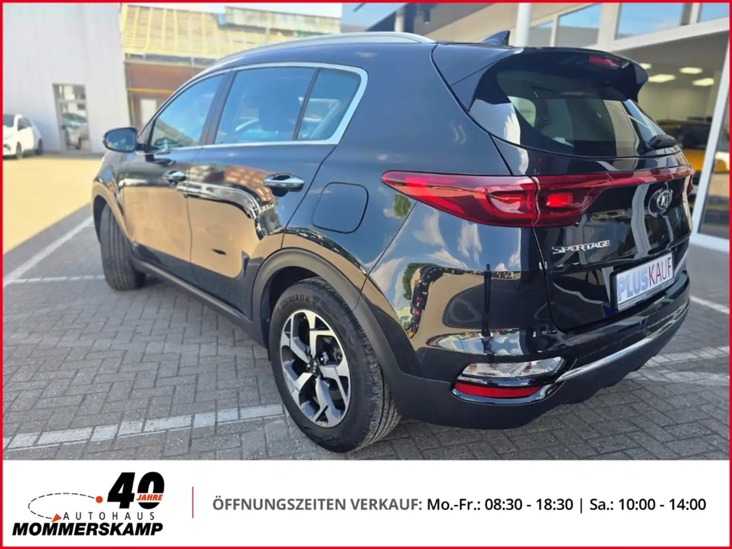 Kia Sportage 1,6 Vision 4WD Automatik+LenkradHZG+Kamera+8-fach Schwarz - 2