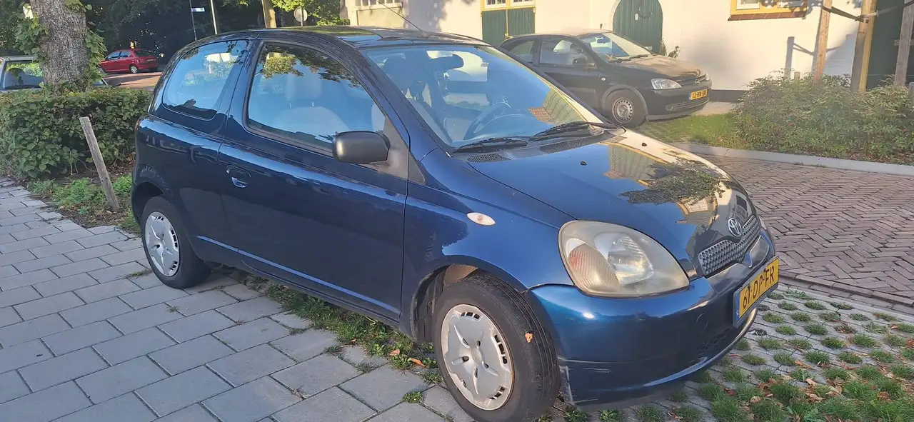 Toyota Yaris 1.3-16V VVT-i Luna, foto 2