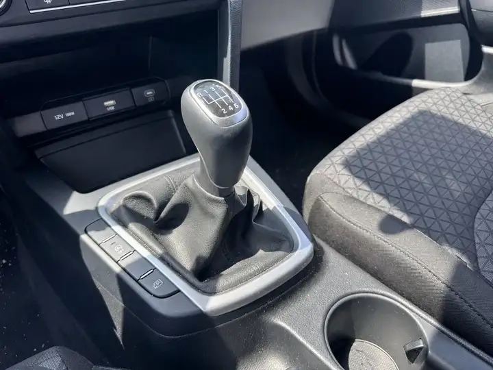 Kia cee'd 2025, foto 16