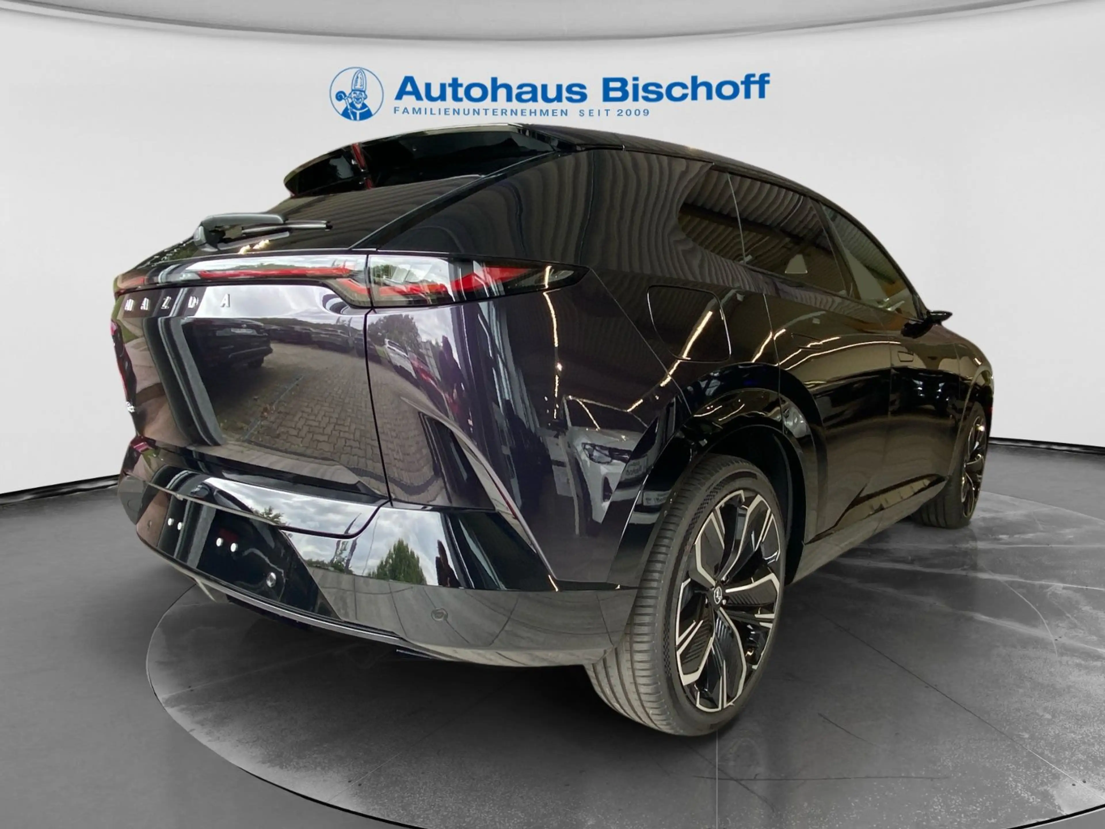 Mazda CX-6e 258PS EV Takumi Plus — photo 6