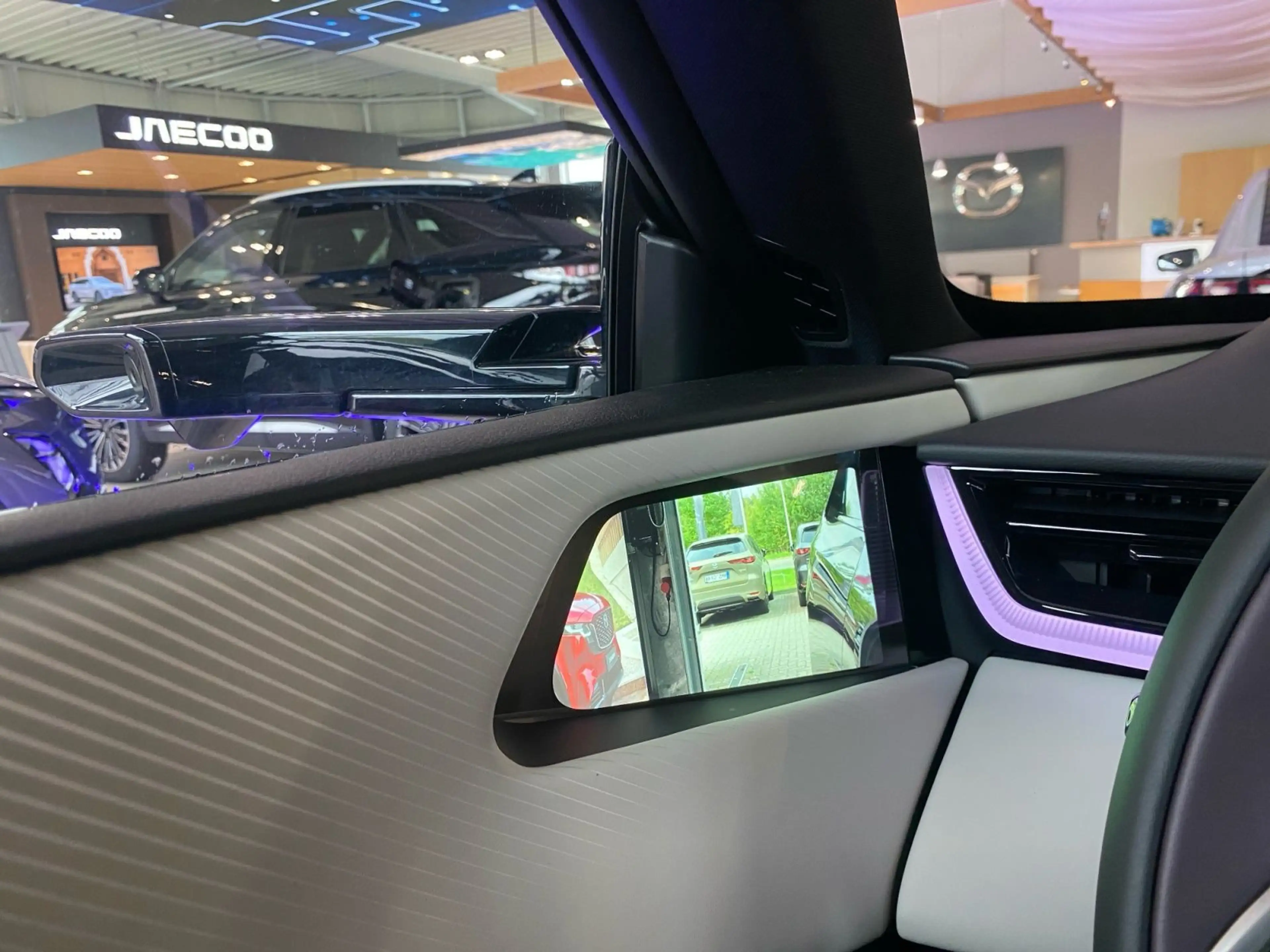 Mazda CX-6e 258PS EV Takumi Plus — photo 21