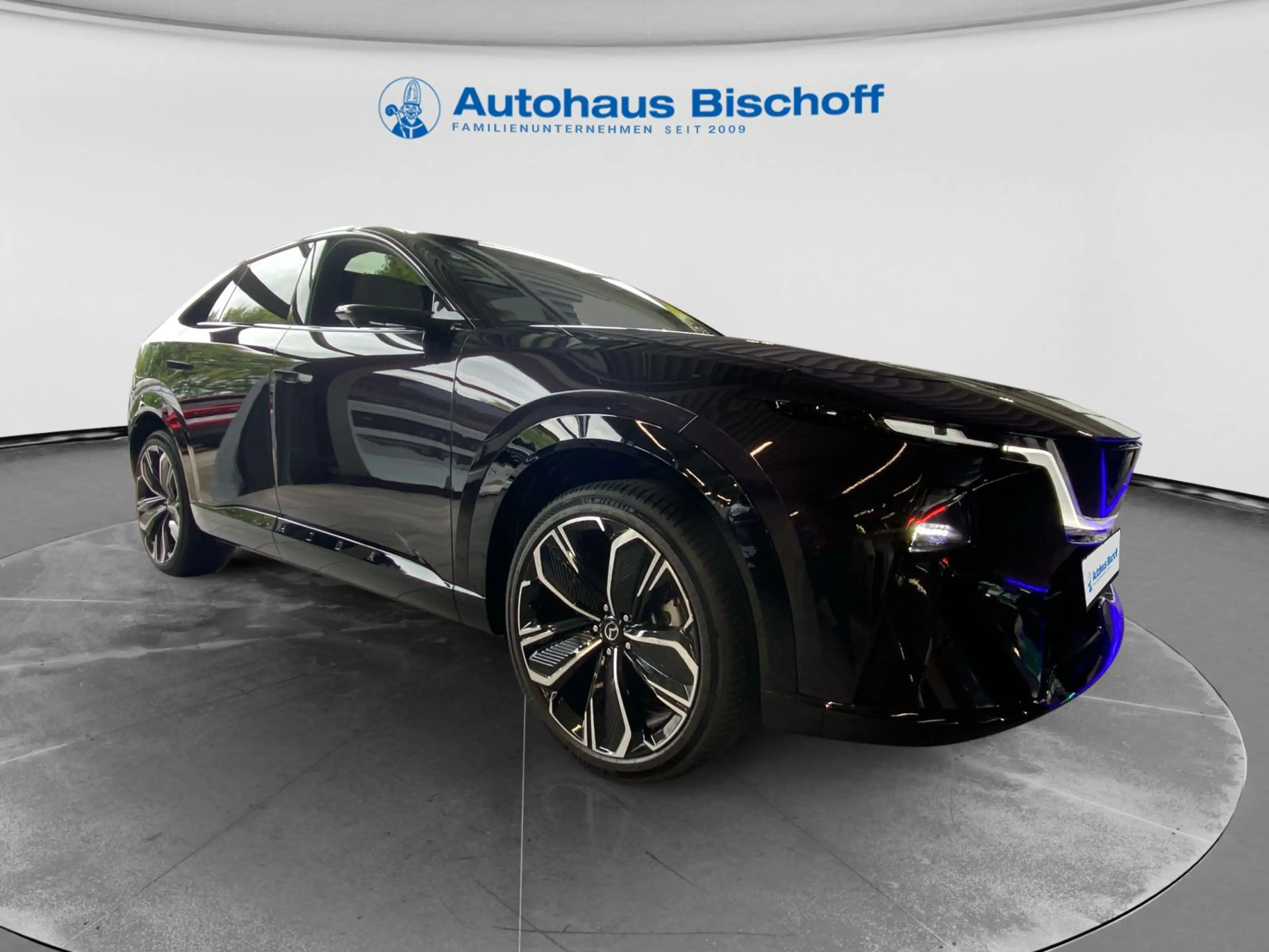 Mazda CX-6e 258PS EV Takumi Plus — photo 4