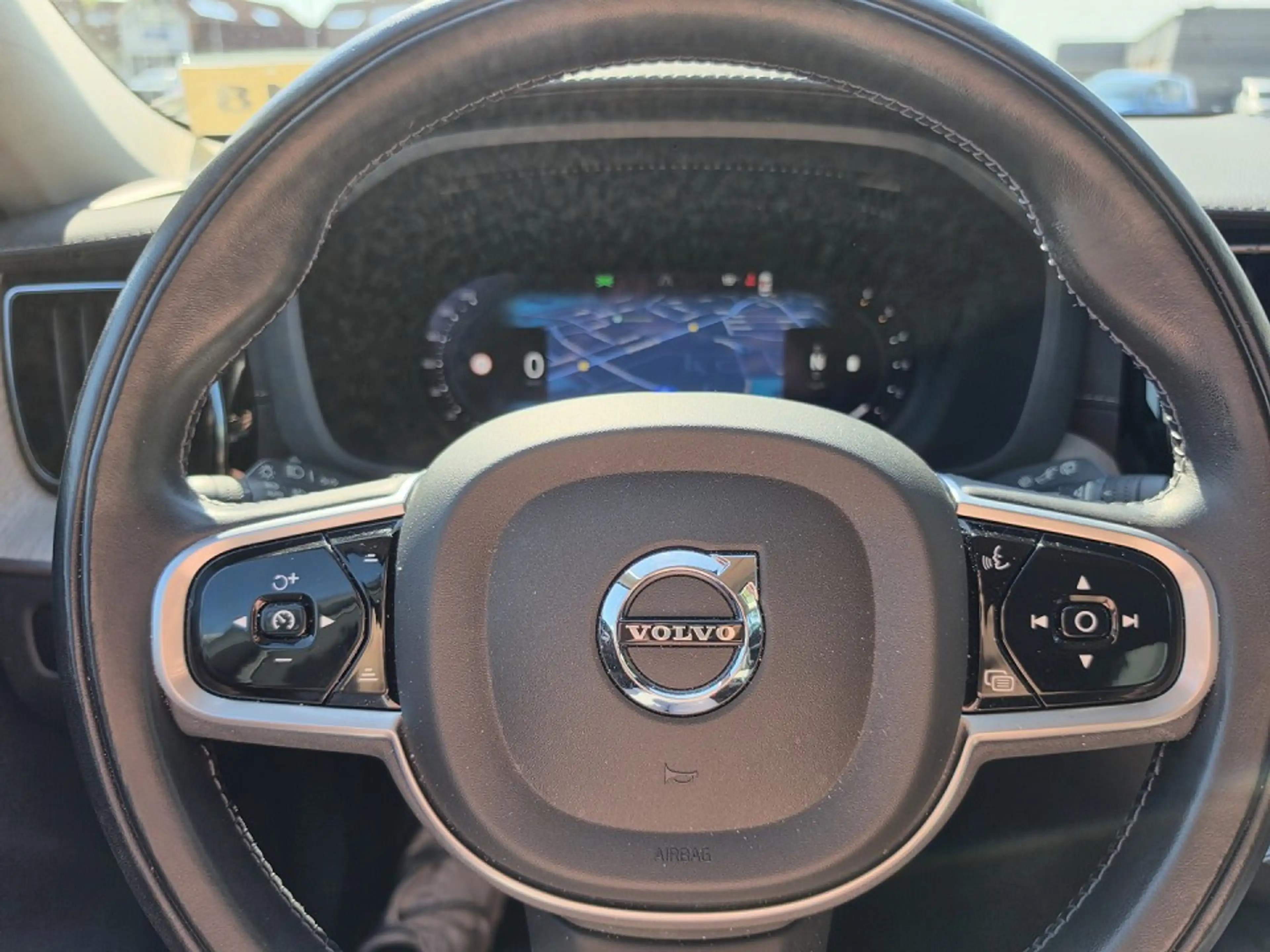 Volvo XC60 B4D (197 PS) AT8|INSC|Licht-P|Leder|360° — photo 13