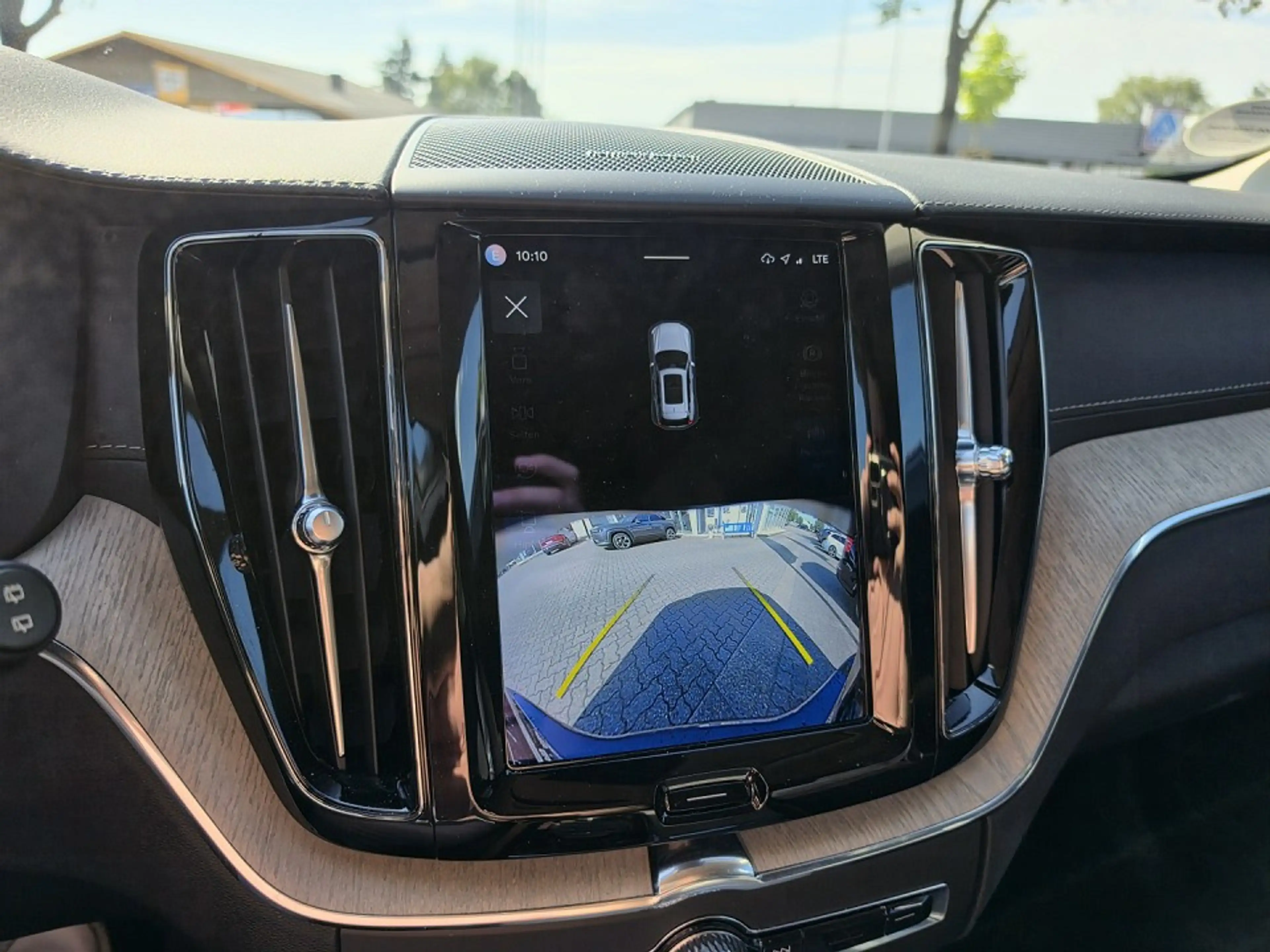 Volvo XC60 B4D (197 PS) AT8|INSC|Licht-P|Leder|360° — photo 11