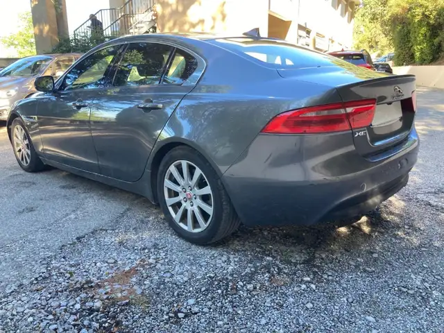 Jaguar XE MOTEUR TURBO HS