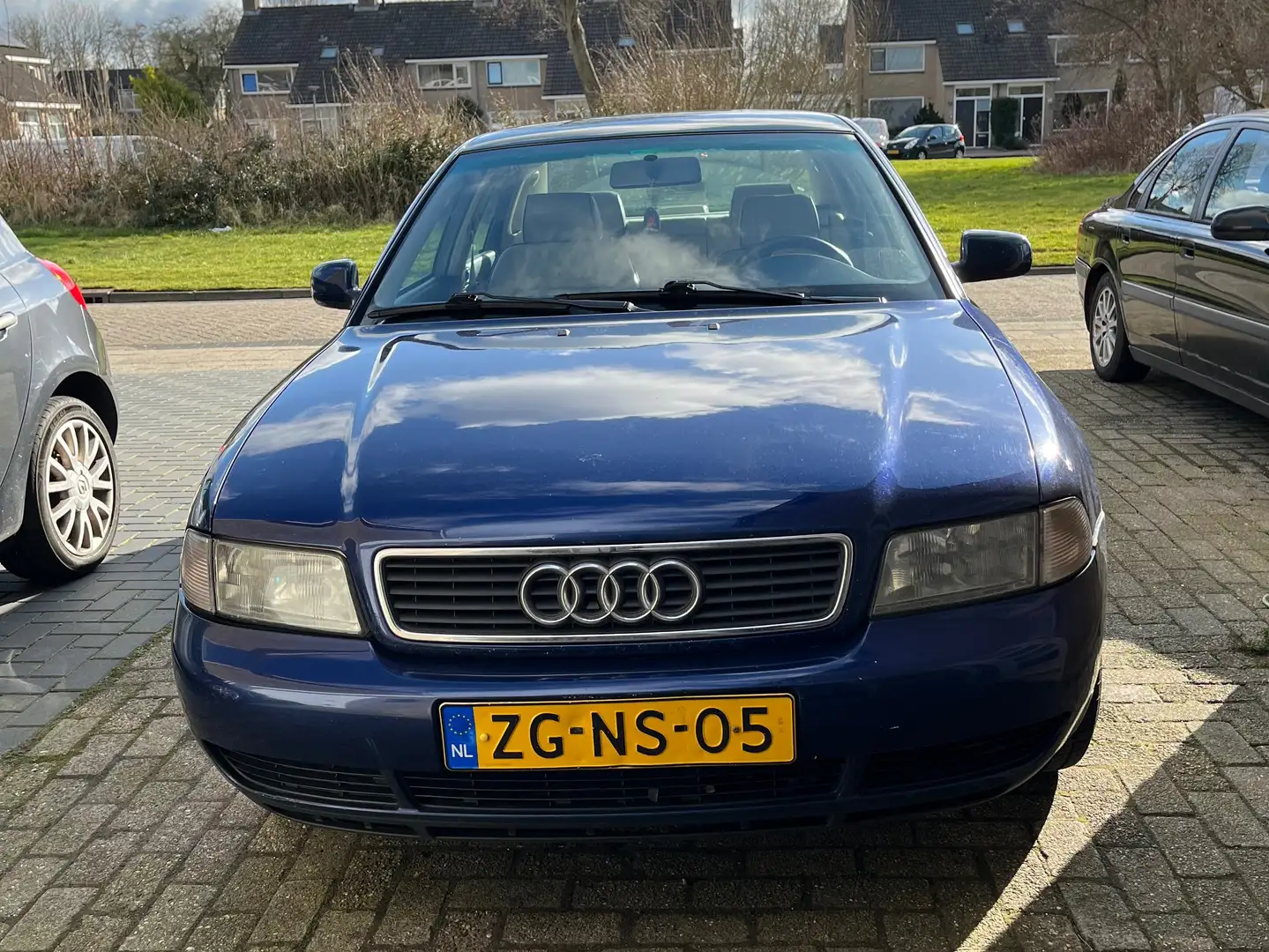 Audi A4 A4 2.4 5V Advance Albastru - 1