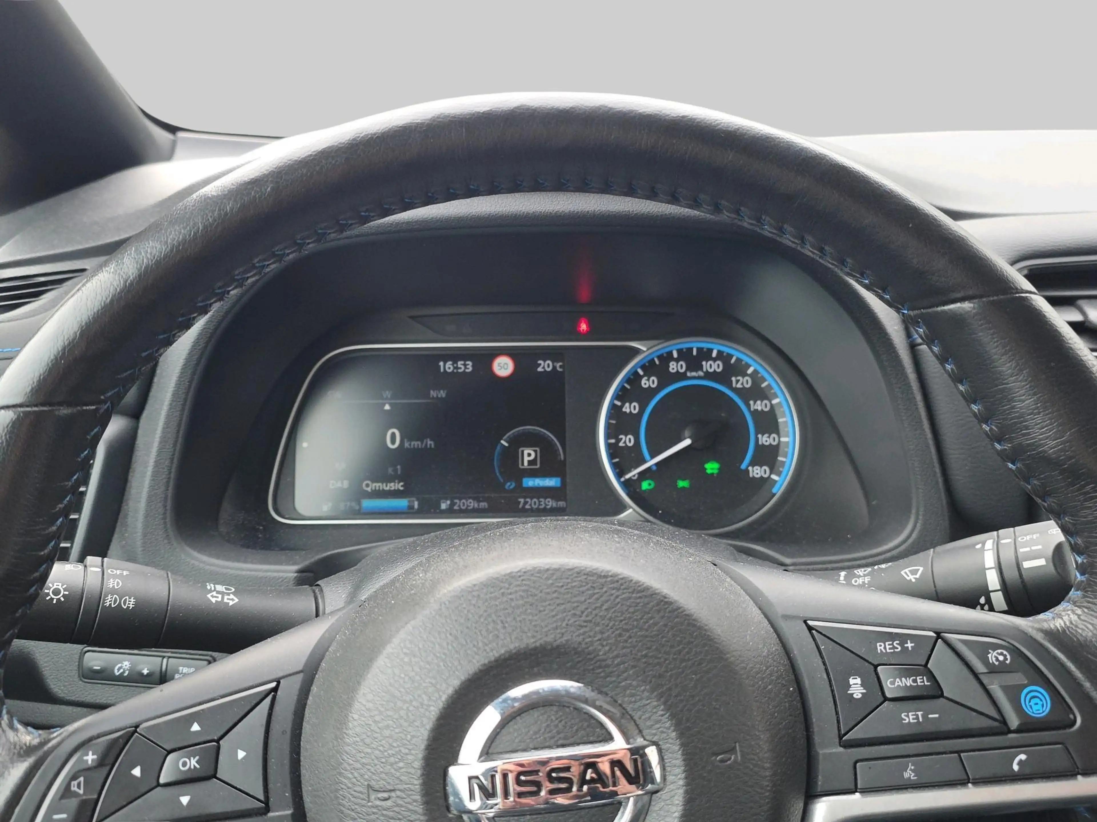 Nissan Leaf Tekna 40 kWh — photo 15