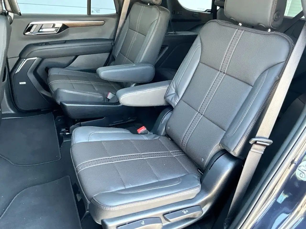 Chevrolet Tahoe снимка Chevrolet Tahoe