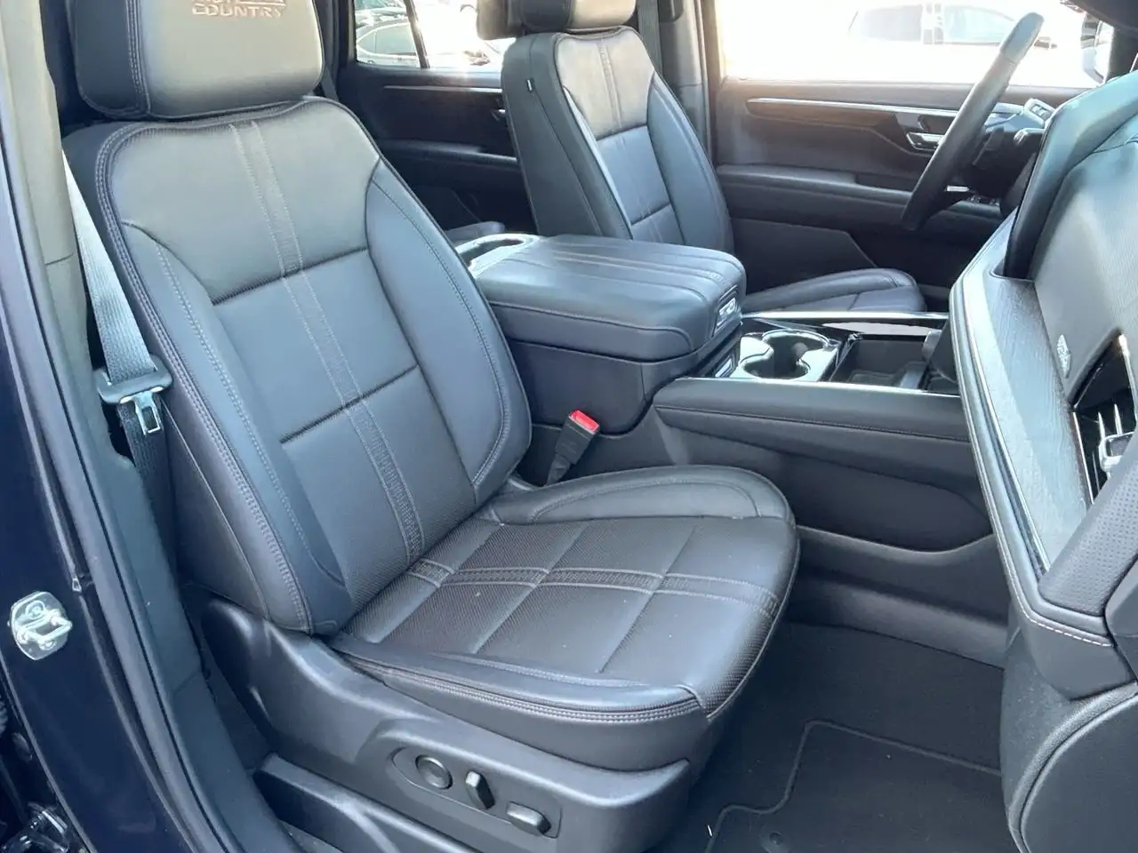 Chevrolet Tahoe снимка Chevrolet Tahoe