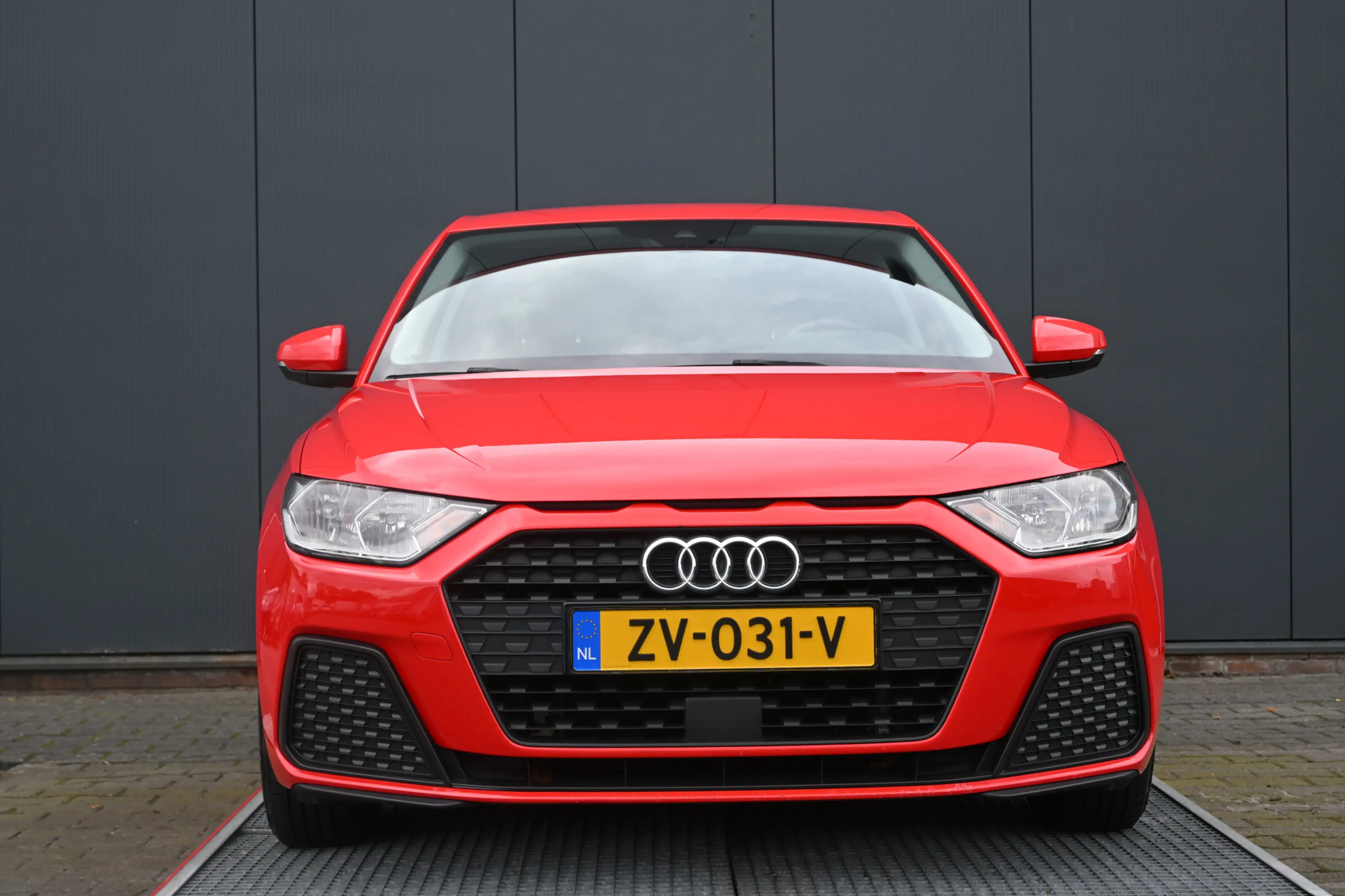Audi A1 Sportback 25 TFSI Pro Line climate control carplay — photo 8