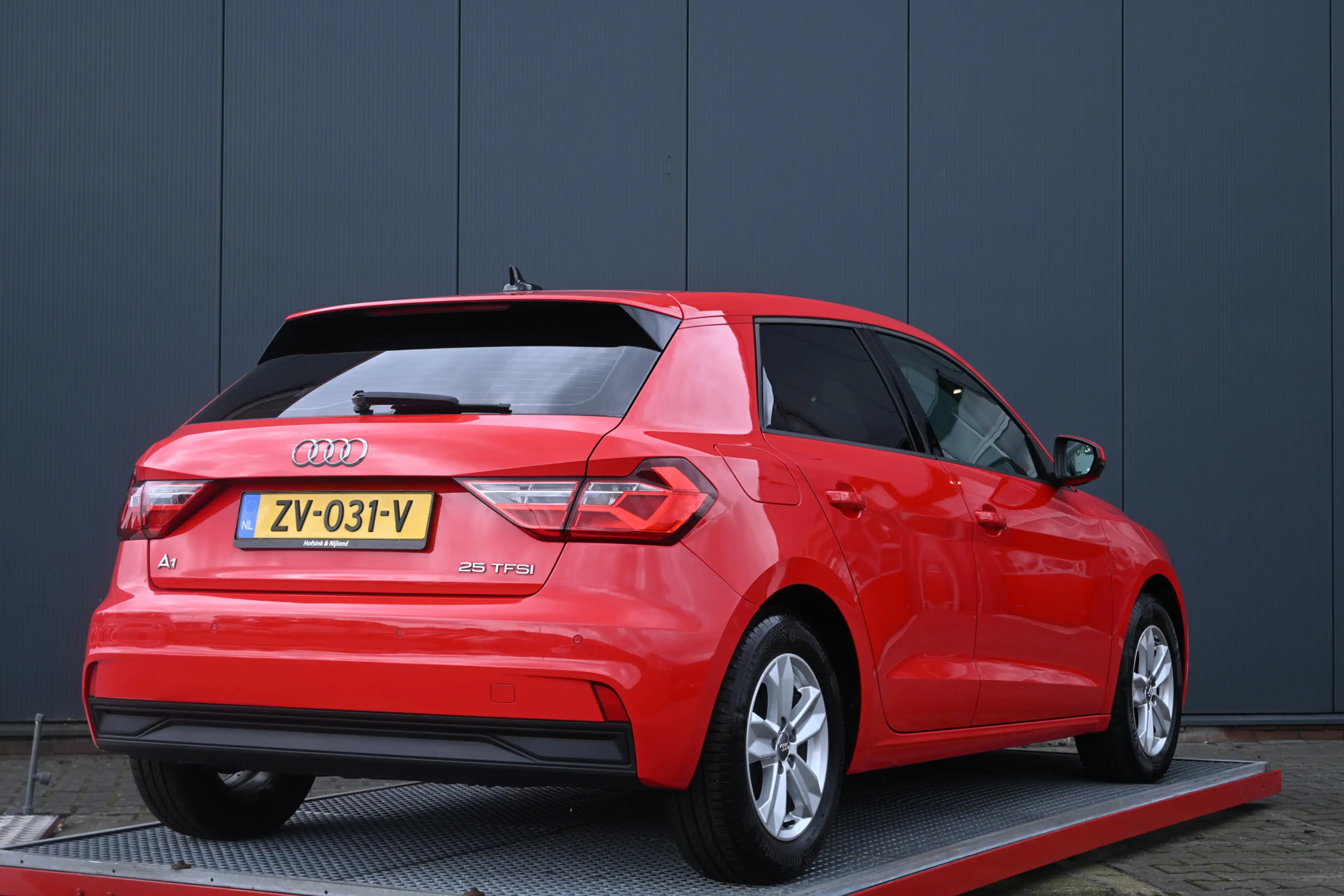 Audi A1 Sportback 25 TFSI Pro Line climate control carplay — photo 3