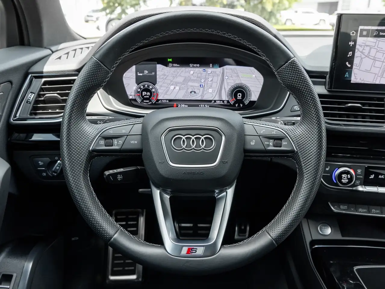 Audi Q5 снимка Audi Q5