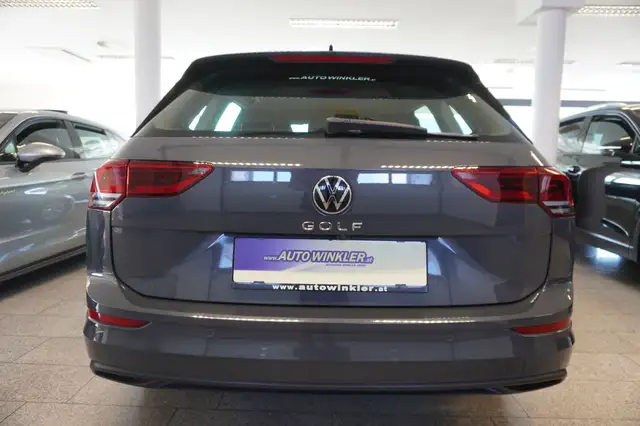 Volkswagen Golf view 6