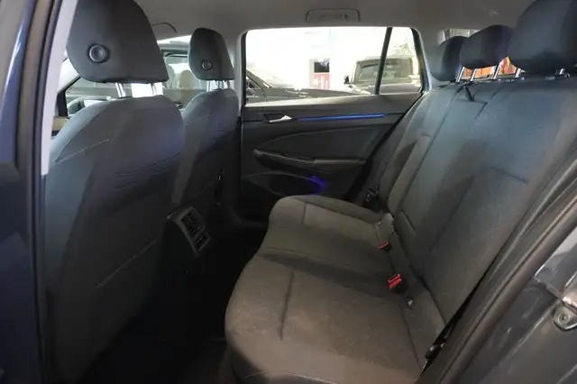 Volkswagen Golf view 9