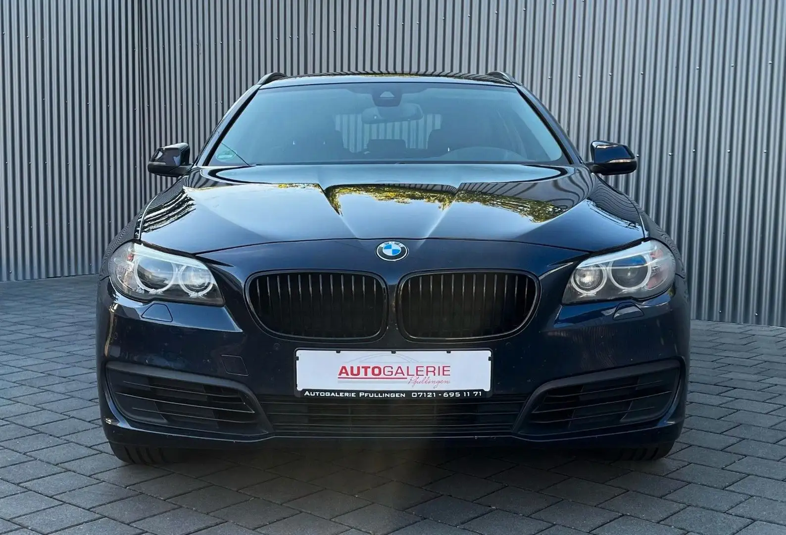 BMW 530 Baureihe 5 Touring 530 d xDrive Euro6 Blau - 2