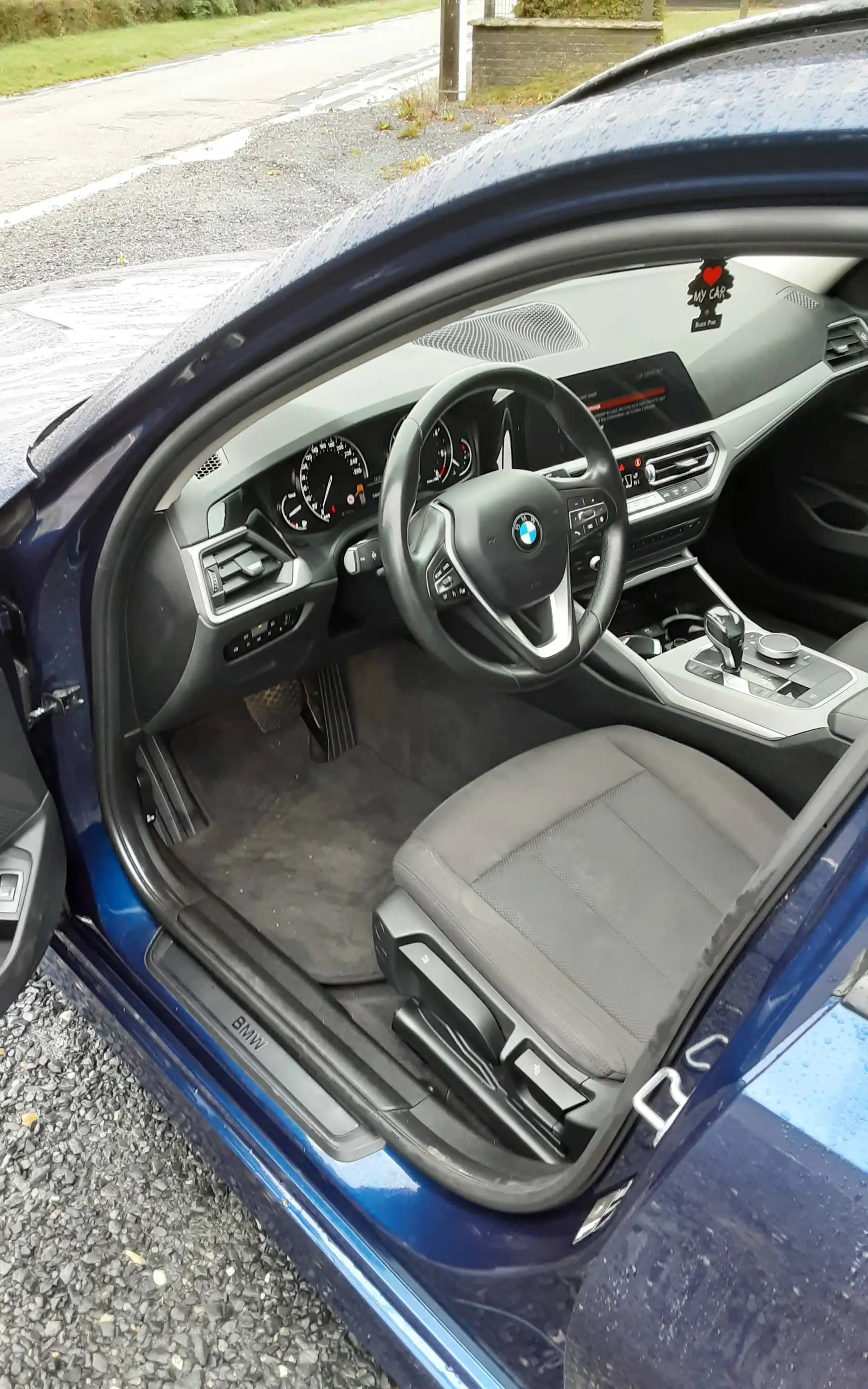 BMW 318 318D BREAK — photo 13