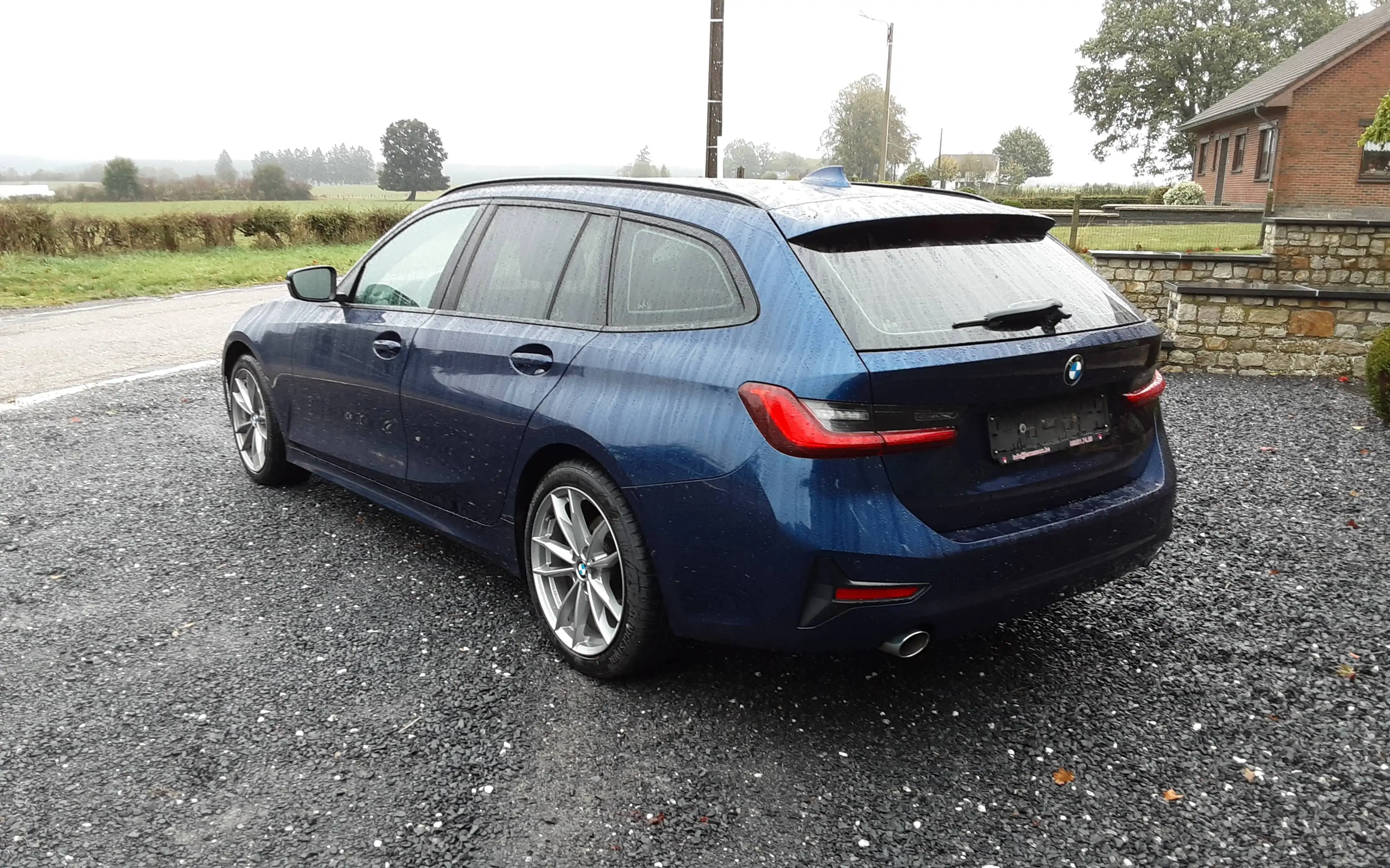 BMW 318 318D BREAK — photo 4