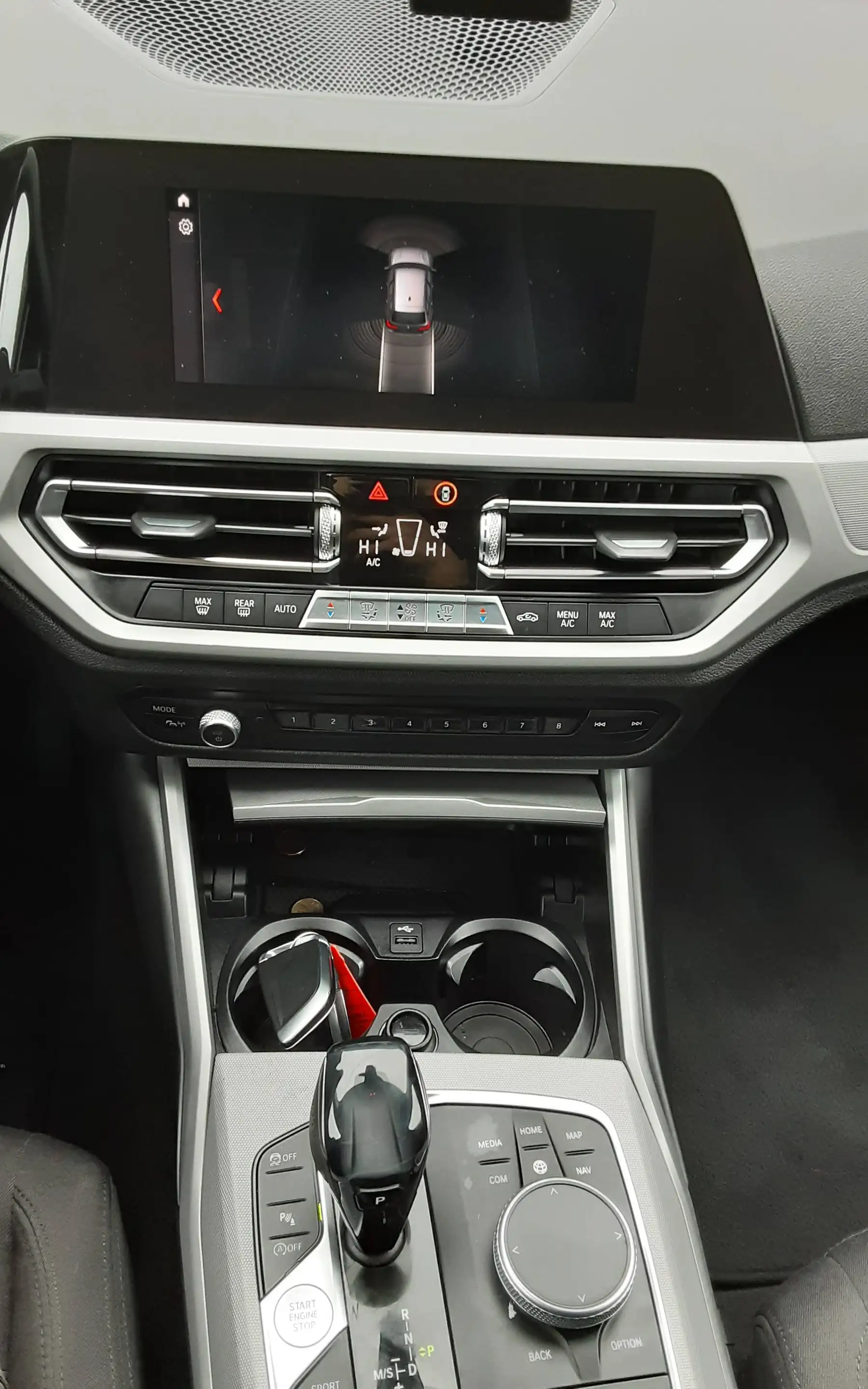 BMW 318 318D BREAK — photo 11