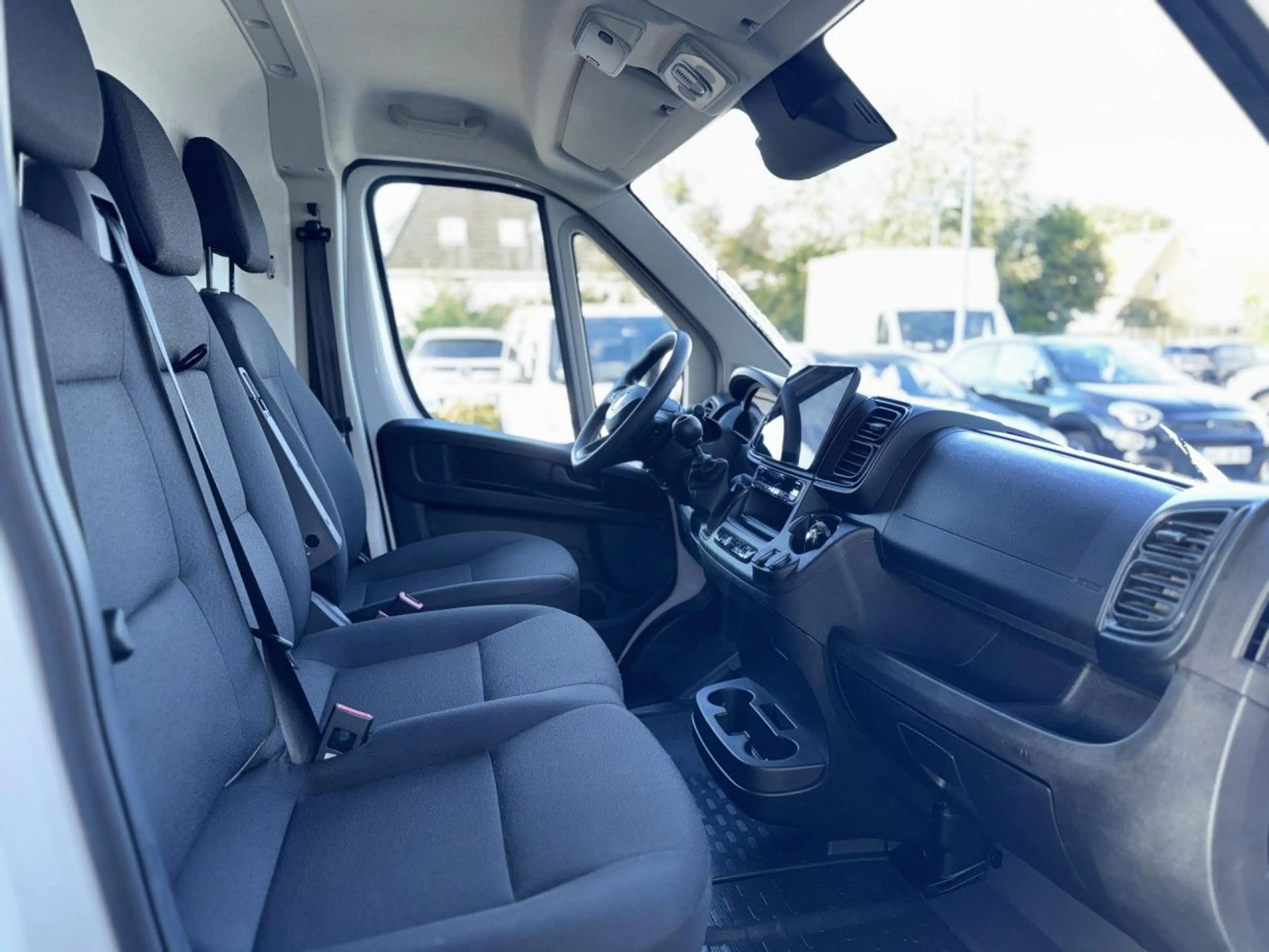 Opel Movano 2.2 BlueHDi 180 L3H2, 10 Zoll Touchscreen! — photo 13