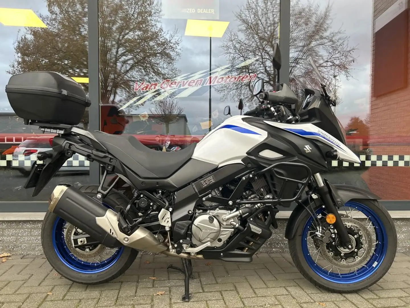 Suzuki V-Strom 650 XTA - 1