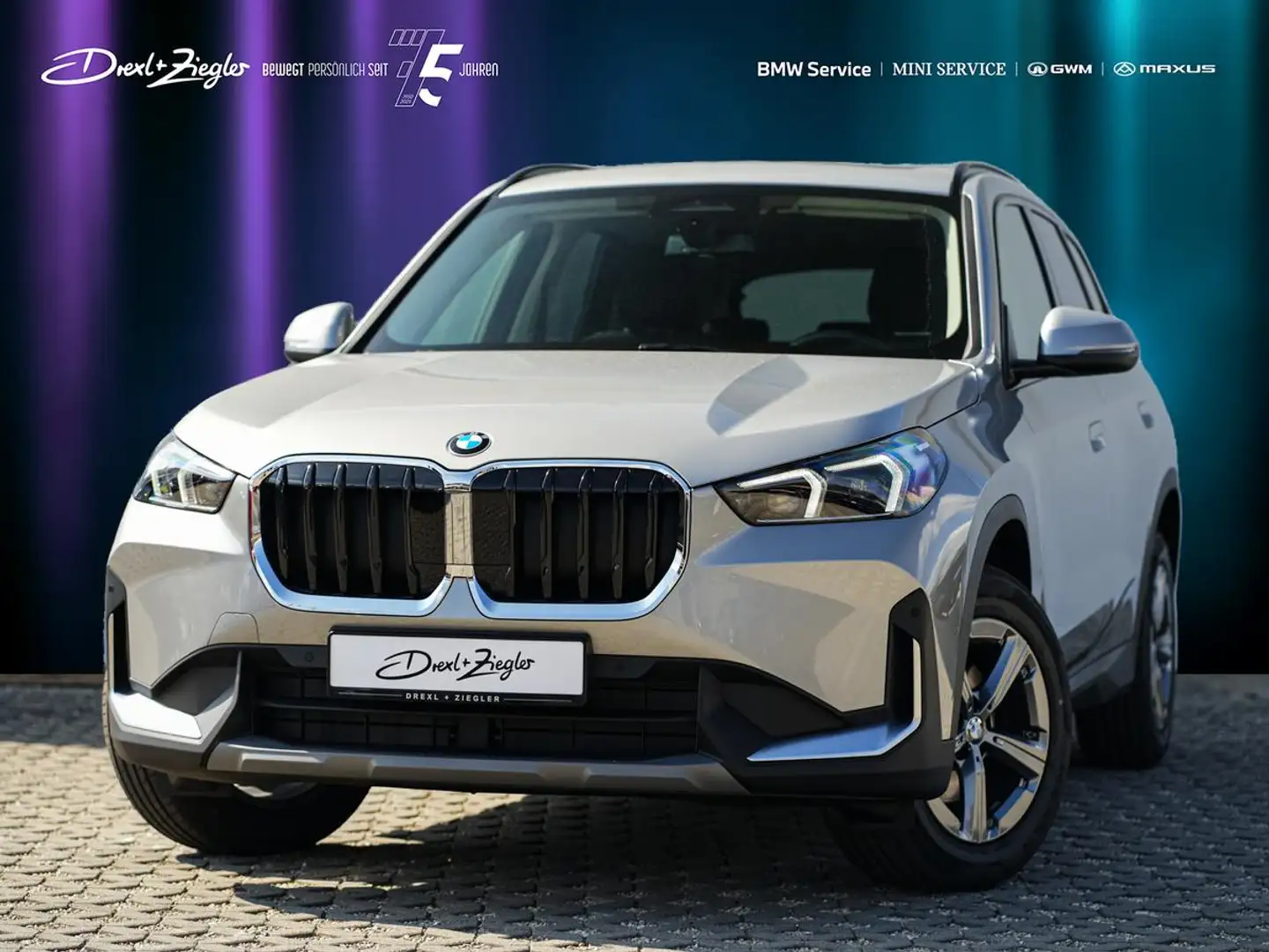 BMW X1 sDrive18i AHK AdLED PanoDach Travel+PremPaket Argent - 1