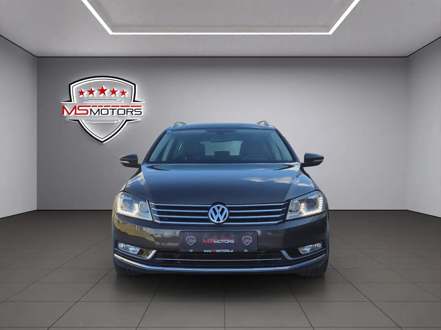 Volkswagen Passat Variant Exclusive 2,0 DSG*PANO*LEDER*TEMPOMAT*NAVI*KREDIT Brązowy - 2